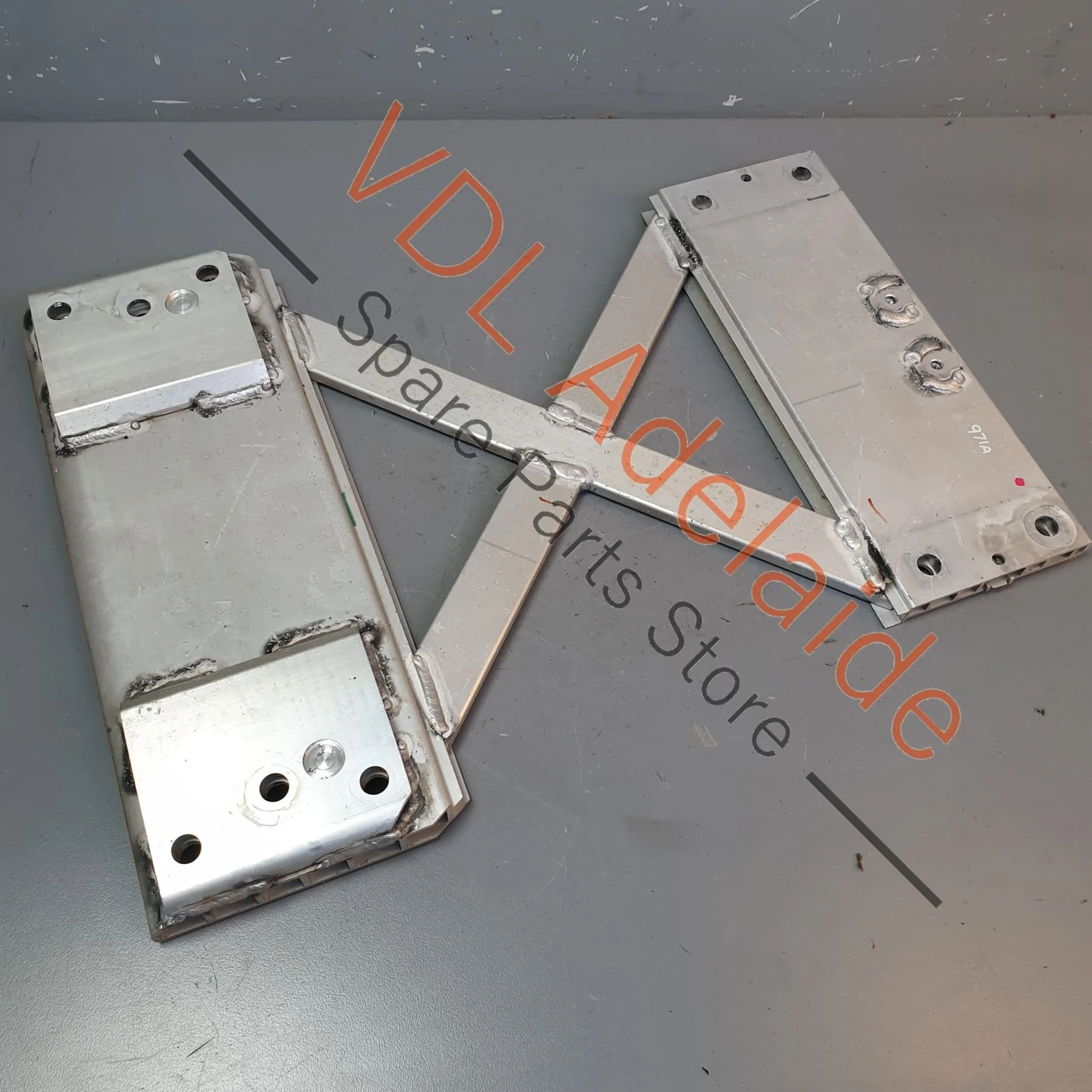 Porsche Panamera 971 Transmission Tunnel Aluminium Cross Brace 971802019 971802019B