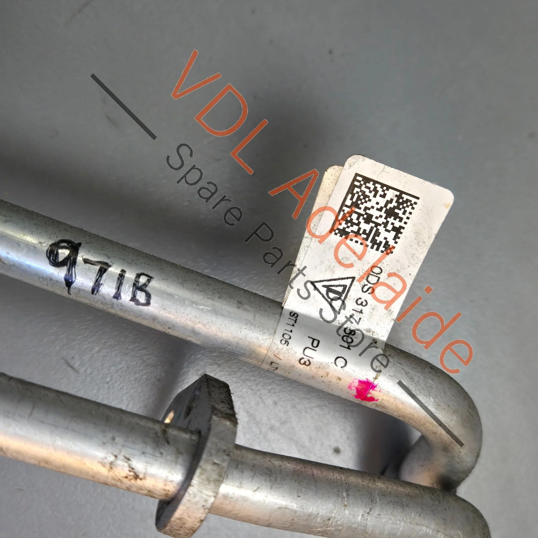 Porsche Panamera 971 Transmission Oil Cooler Pressure Hose Pipe - Image 2