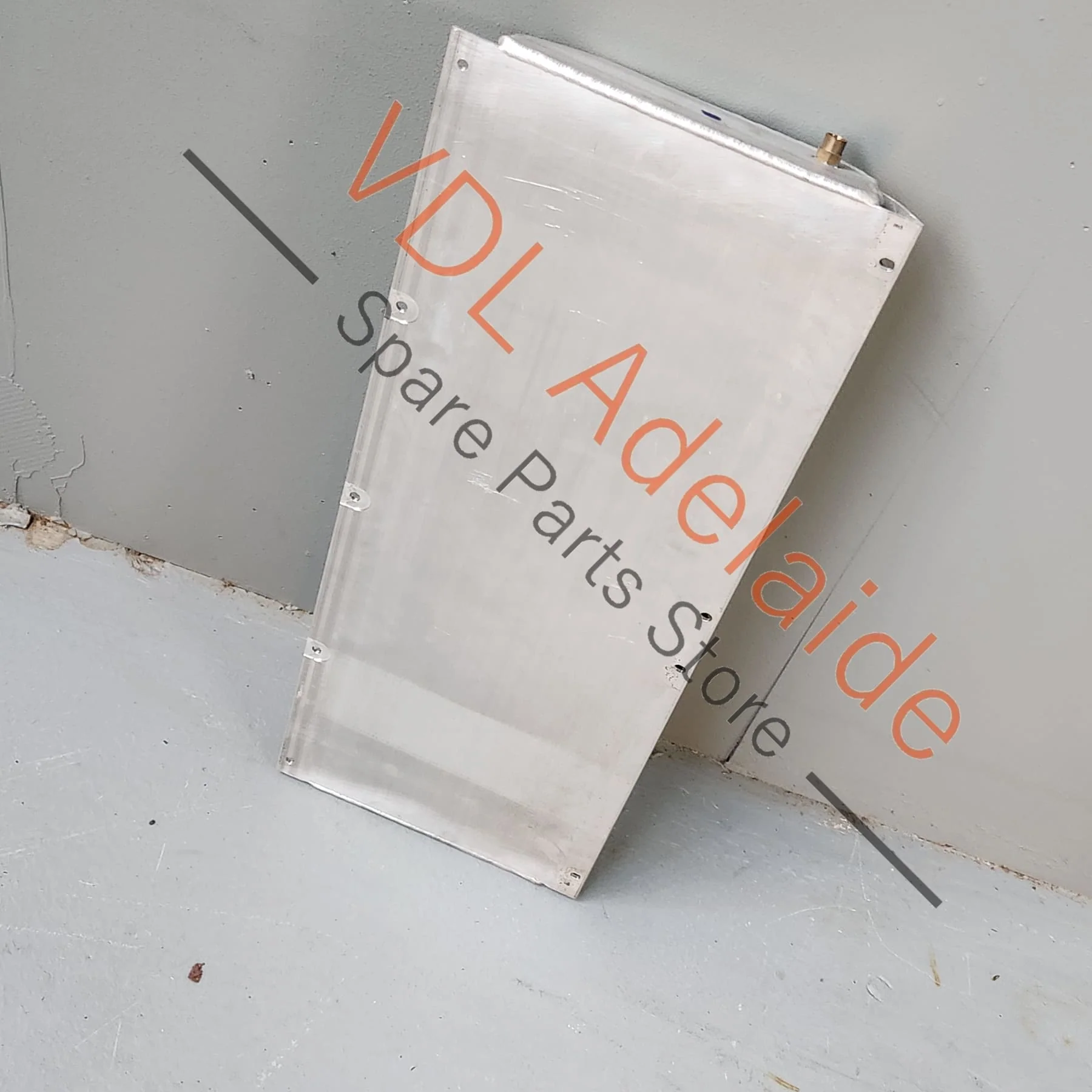 Porsche Panamera Hybrid Rear Battery Pressure Accumulator Tank Reservoir Aluminium 971804835 - Image 3