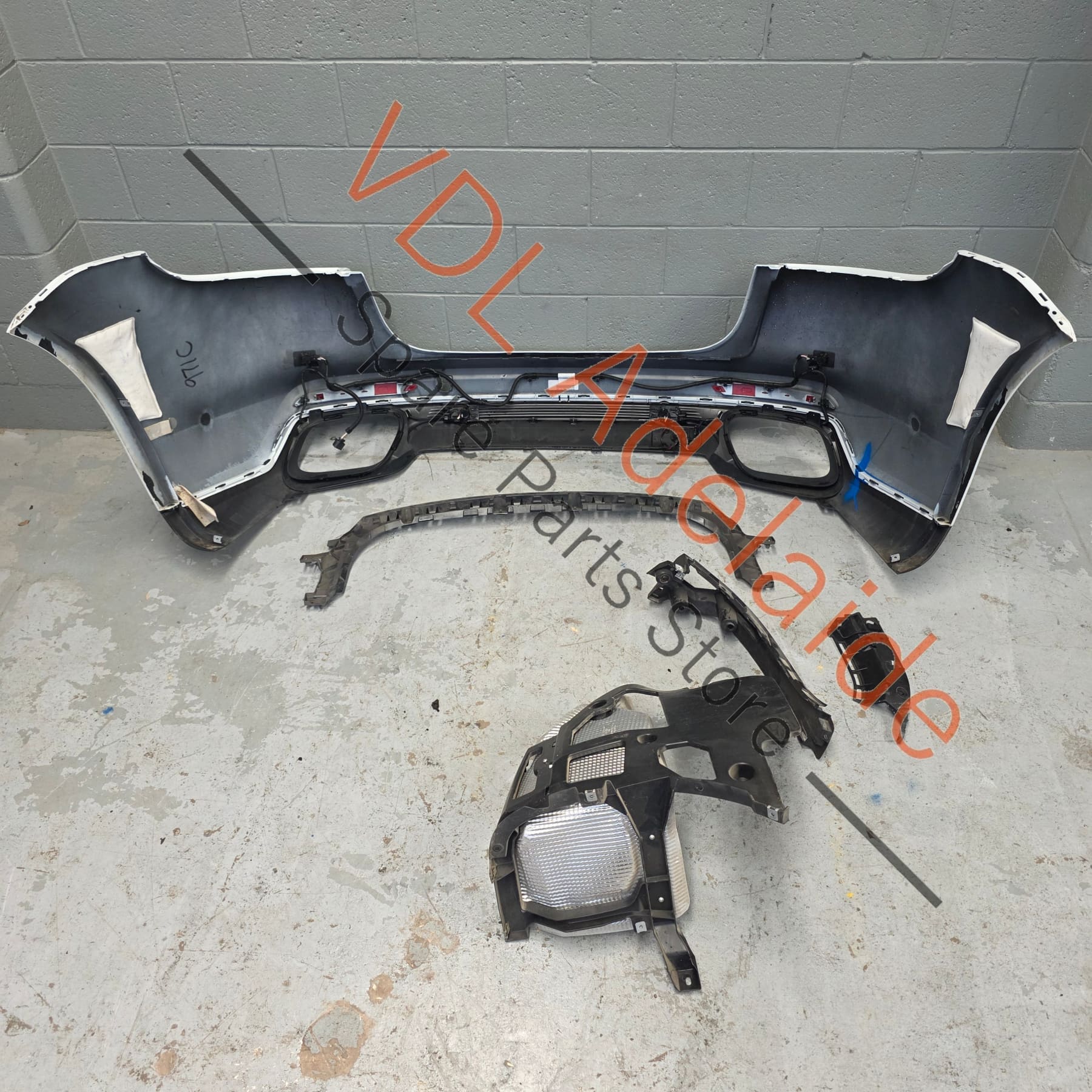 Porsche Panamera Turismo 971 Rear Bumper Cover assembly with diffuser spoiler 974807983AY 971807514CY - Image 6