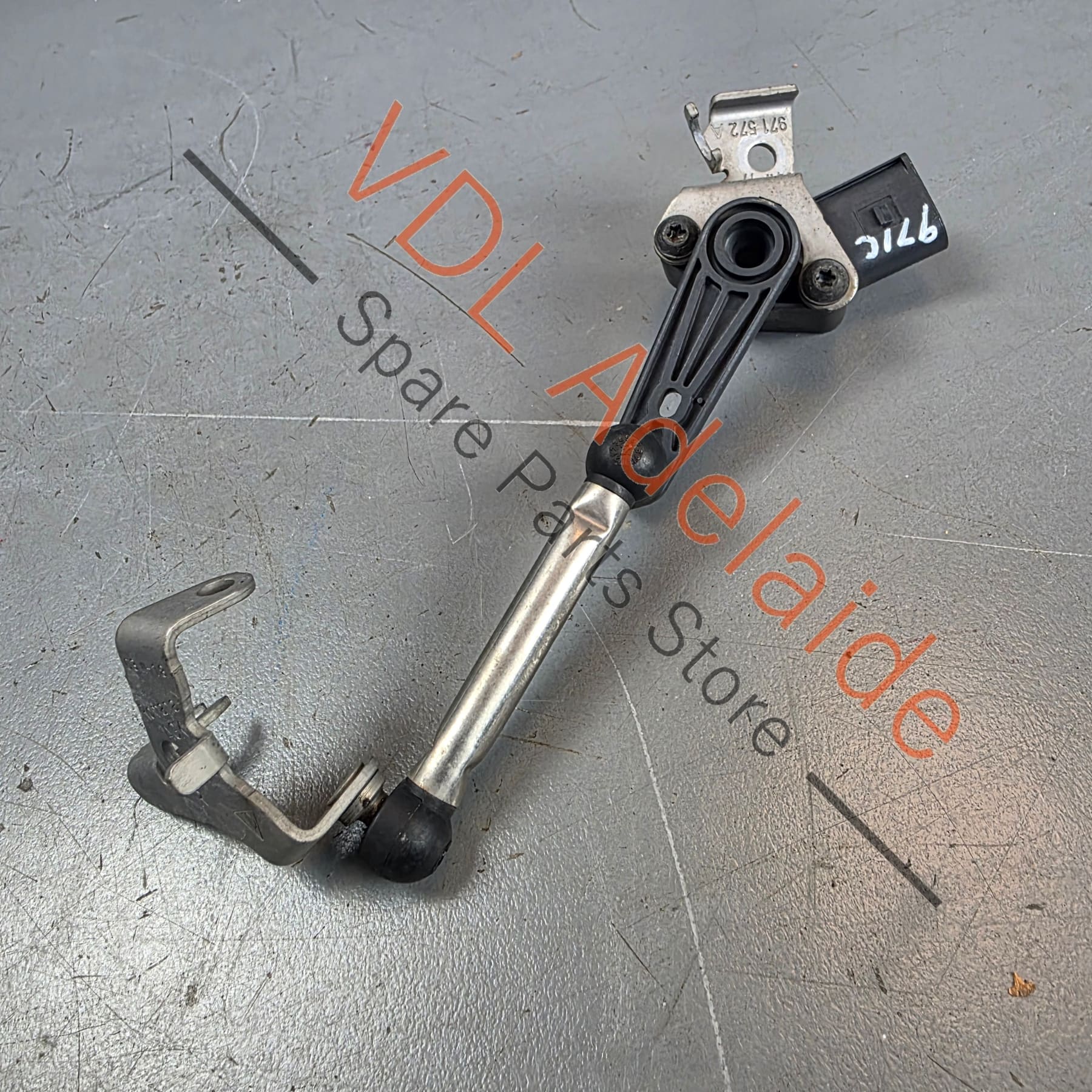 Porsche Panamera 971 Rear Right Suspension Level Height Sensor 971616572 - Image 2