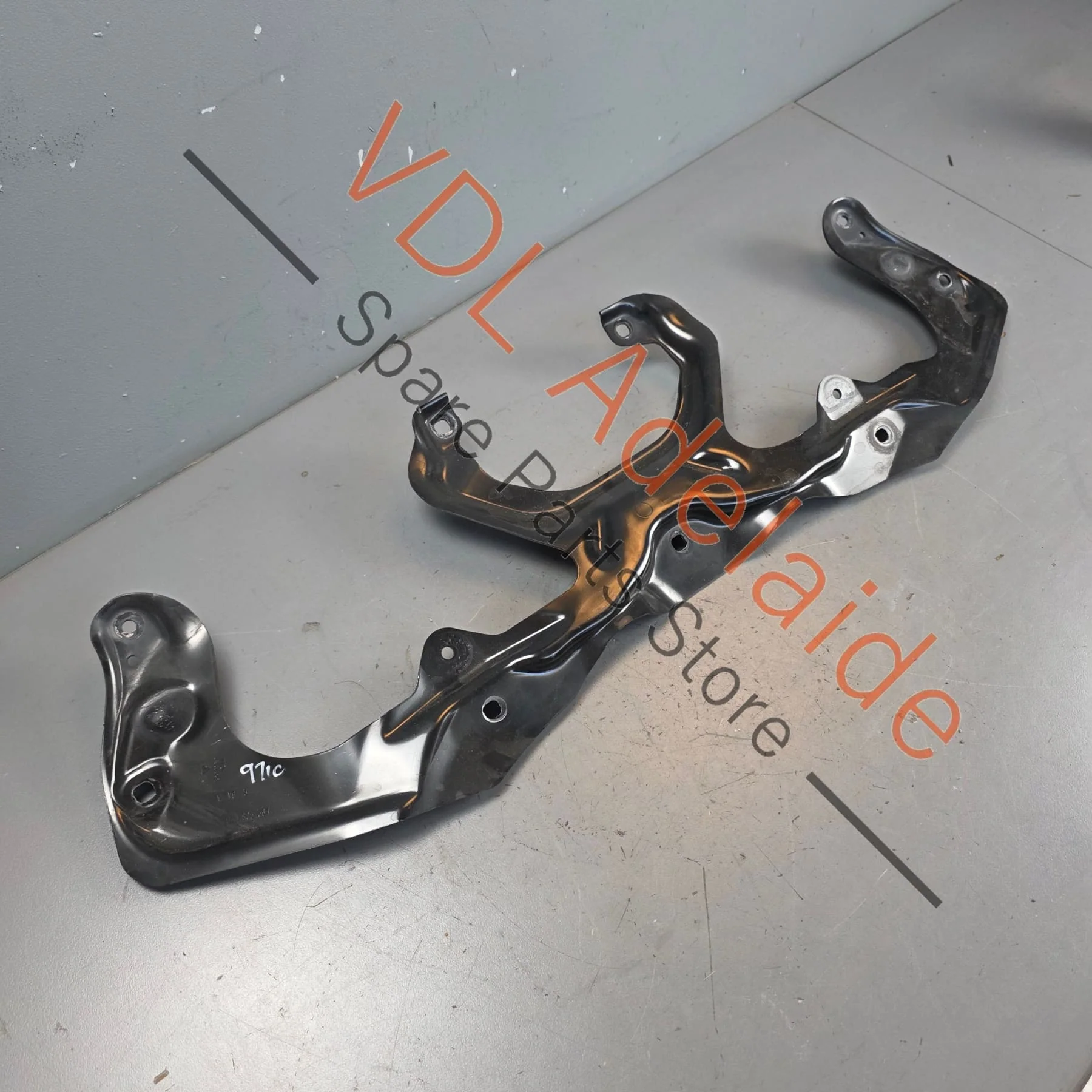 Porsche Panamera 971 Front Radiator Reinforcement Panel 971805561A