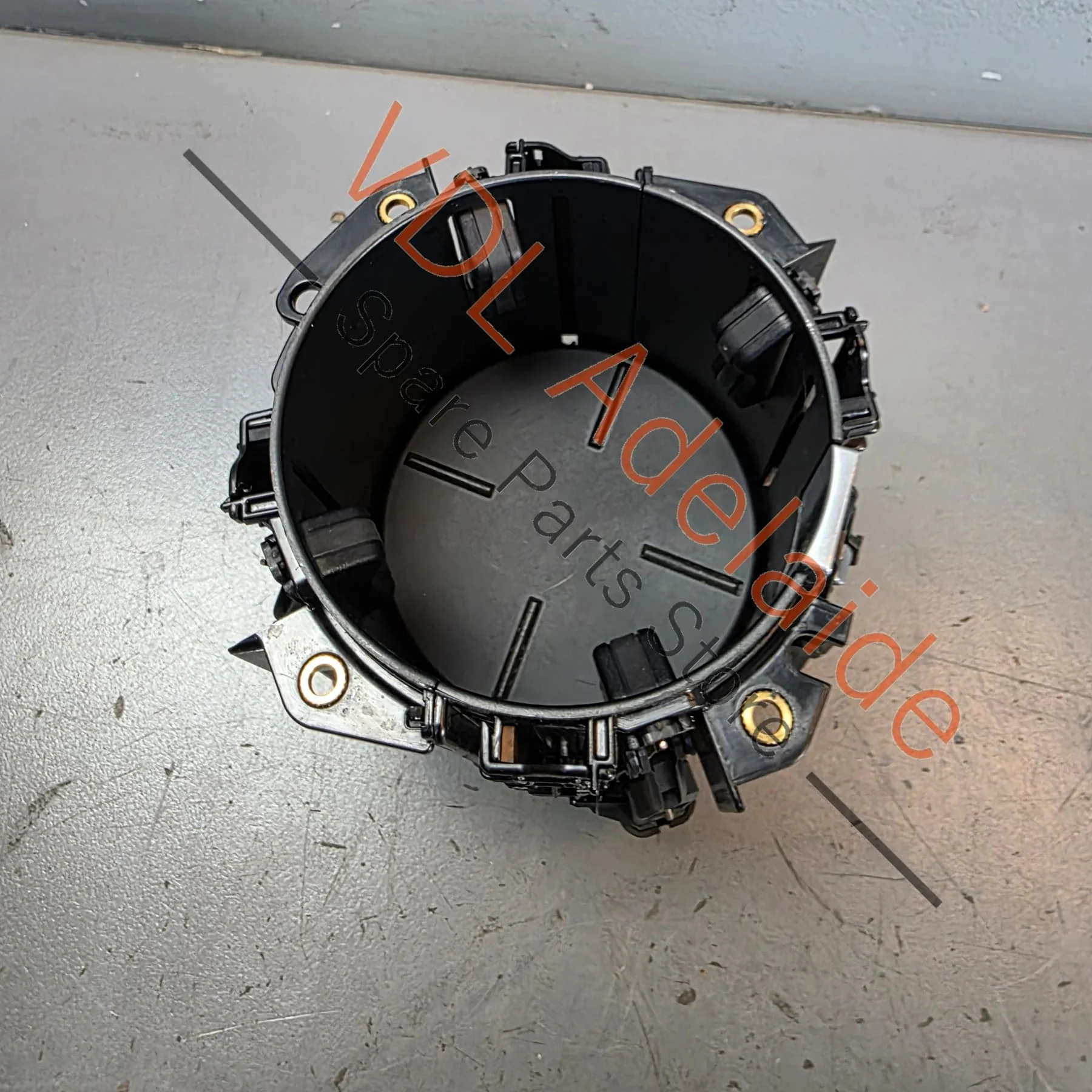 Porsche Panamera 971 Centre Console Pop up Drinks Cup Holder Large Rear 971858570D - Image 2