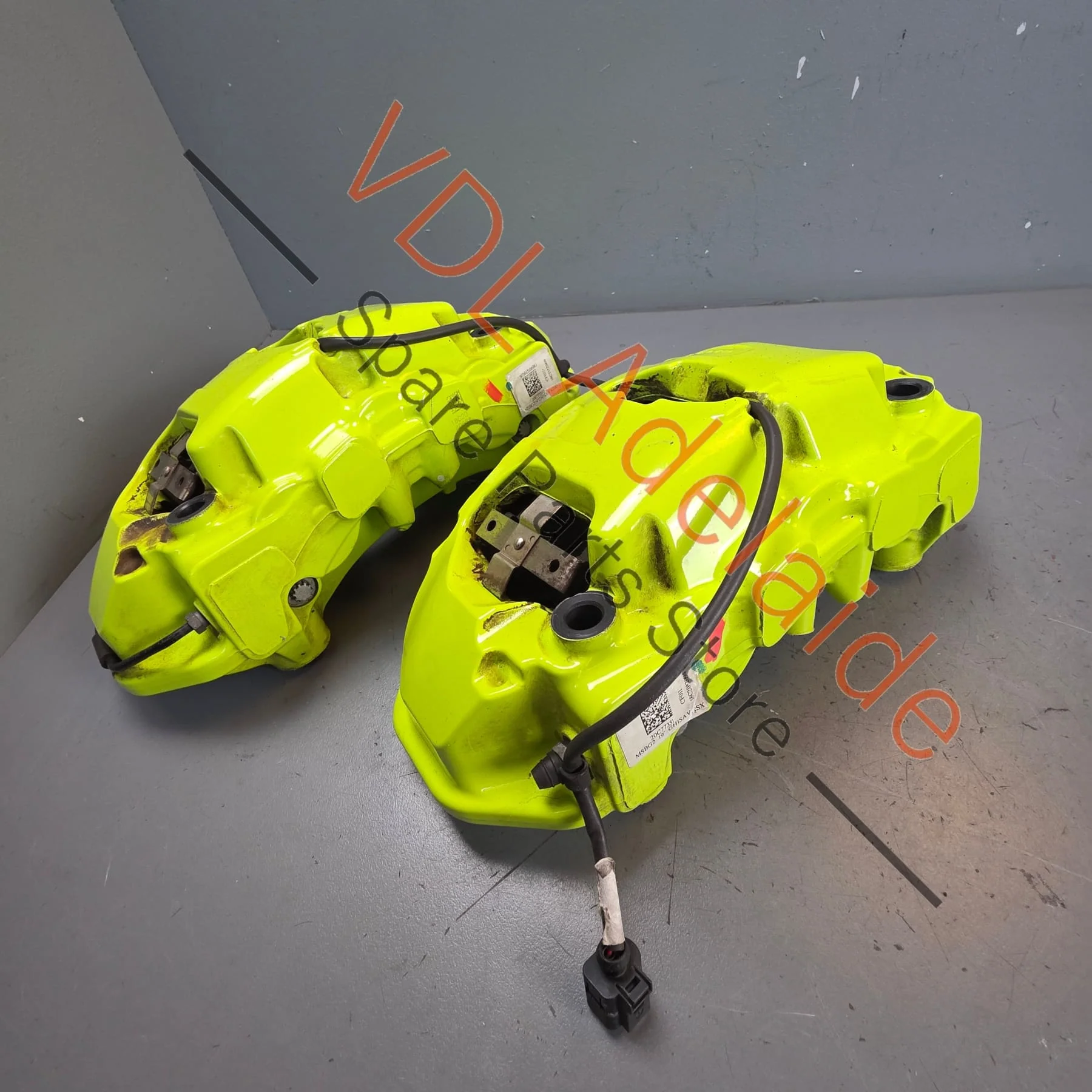 Porsche Panamera 971 6 Piston Brembo Brake Caliper Set suit 350mm x 34mm rotor Acid Green - Image 3
