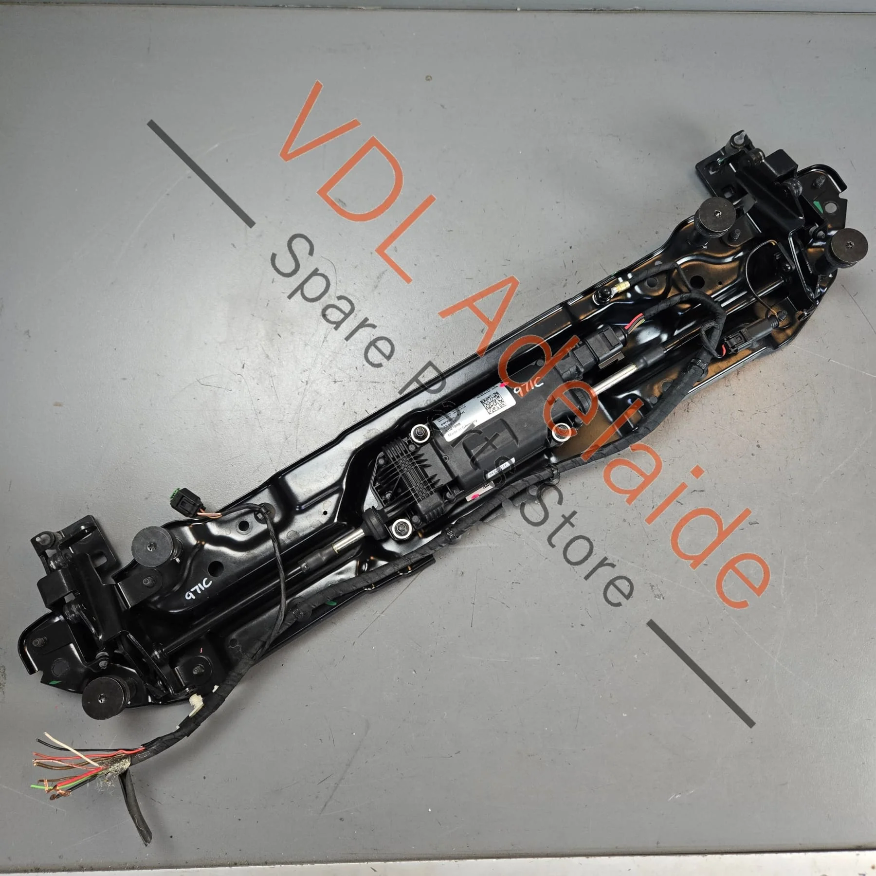 Porsche Panamera 971 Rear Spoiler Drive Unit Motor 974827204G