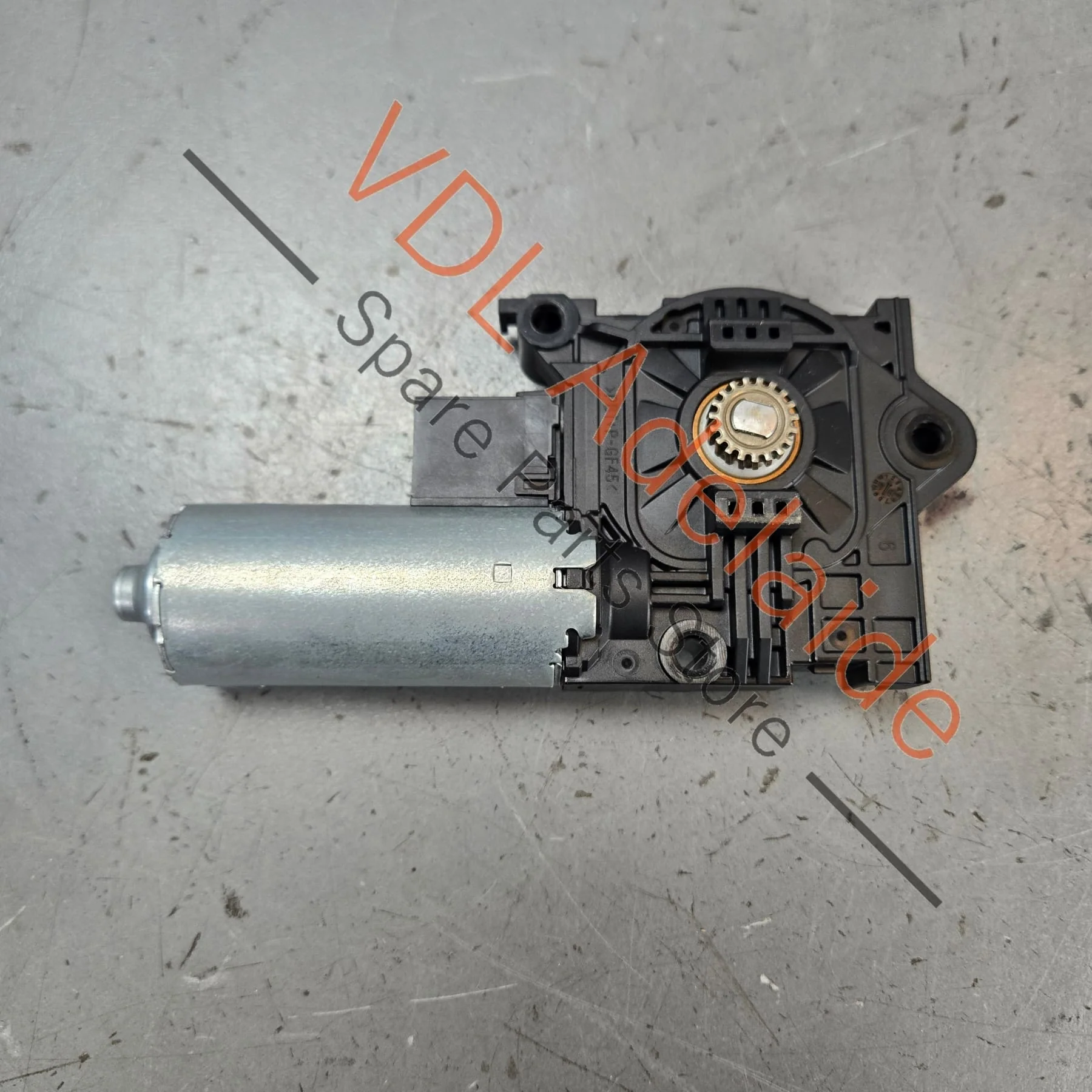 Porsche Power Sliding Roof Motor 9A795959100 - Image 3