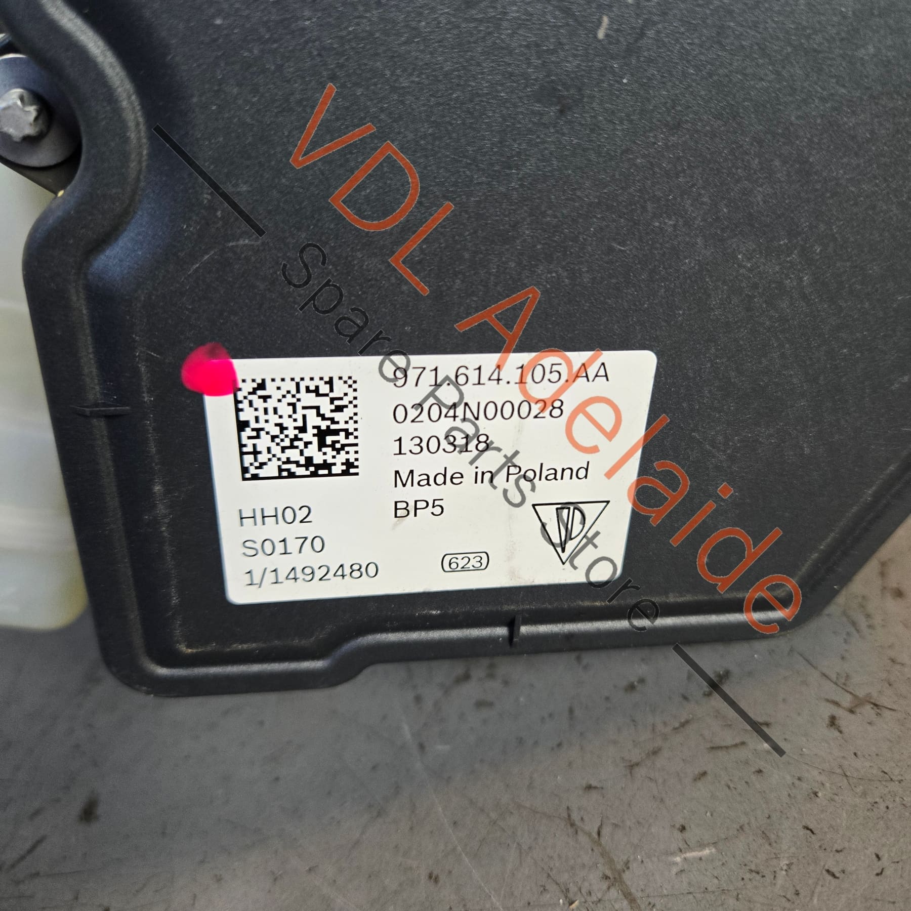 Porsche Hybrid Brake Master Cylinder and Servo Booster 971614105AA 971614106B 971614106T - Image 4