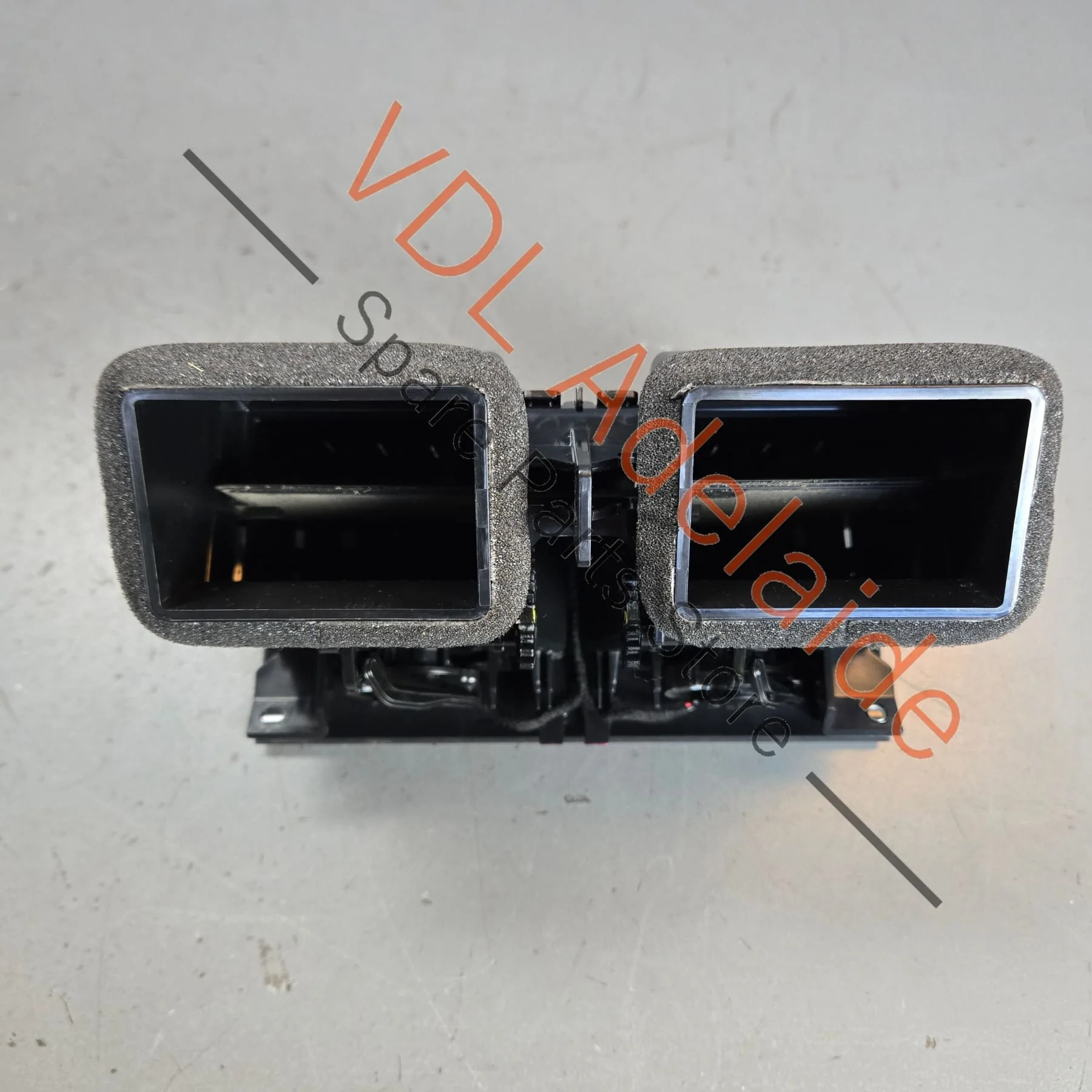 Porsche Panamera 971 Rear Passenger Air Vent 971819201E 6N3 - Image 3