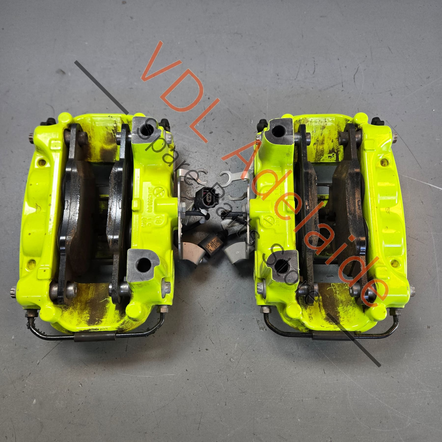 Porsche 4 Piston Brembo Rear Brake Caliper Set Acid Green Suit 365mm rotor 19in - Image 4