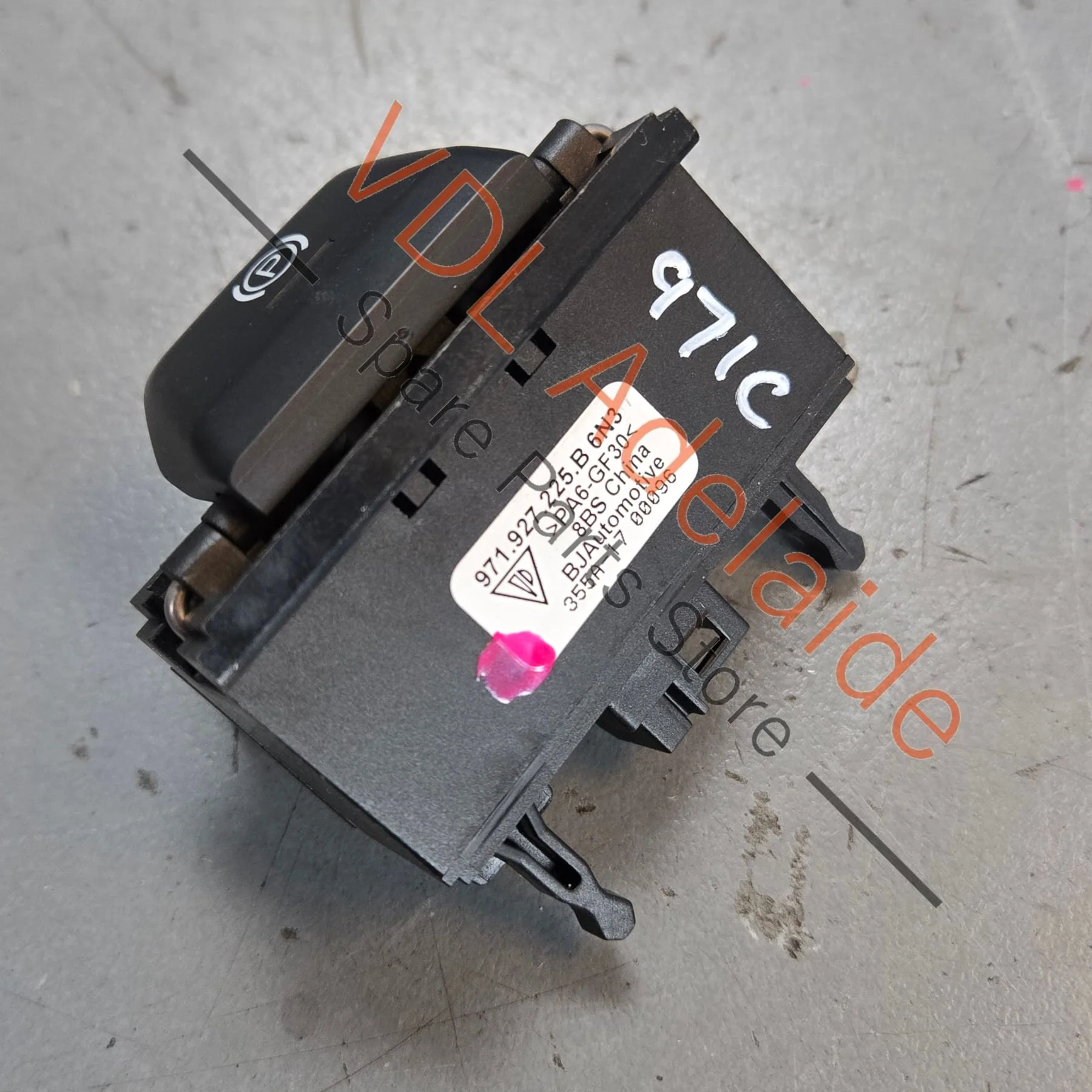Porsche Panamera 971 Park Brake Switch 971927225B - Image 3