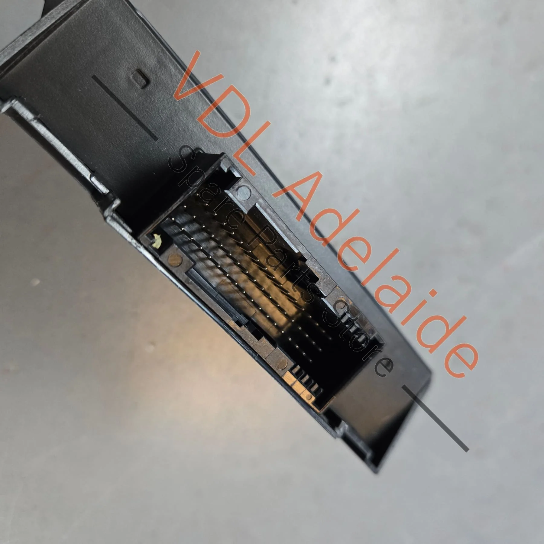 Diagnosis interface for data bus (gateway) 4M4907468F 9A790746810 - Image 2