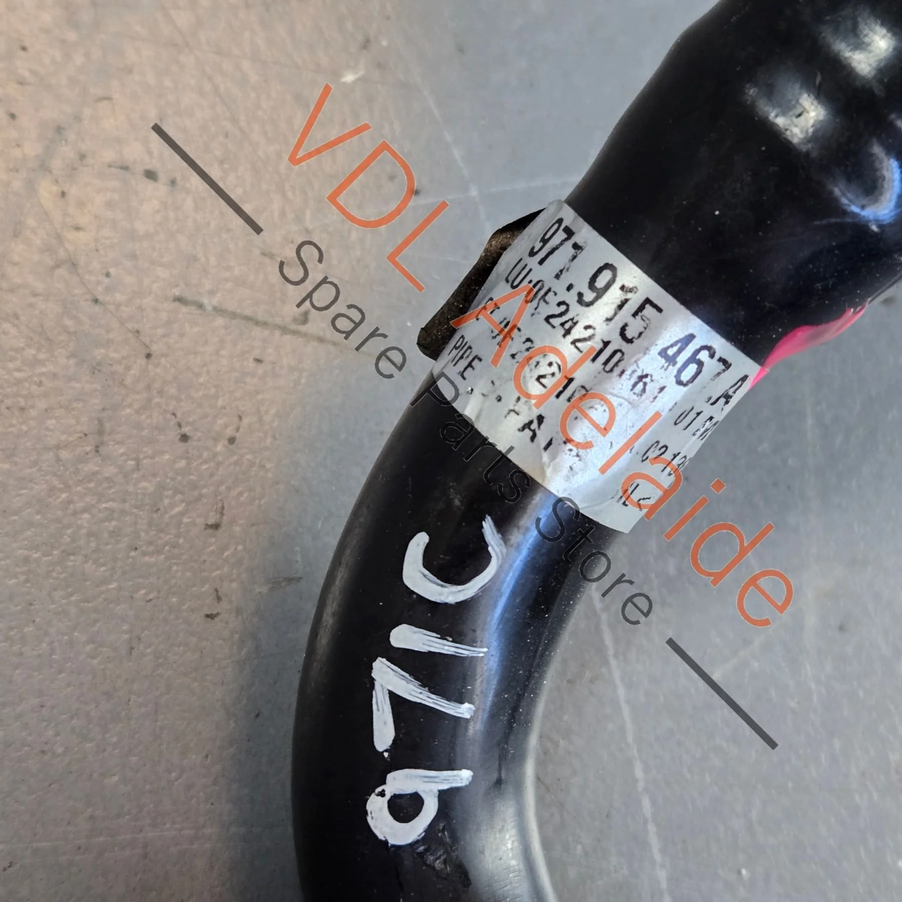 Porsche Panamera 971 Coolant / Refrigerant Pipe Hose 971820440A - Image 4