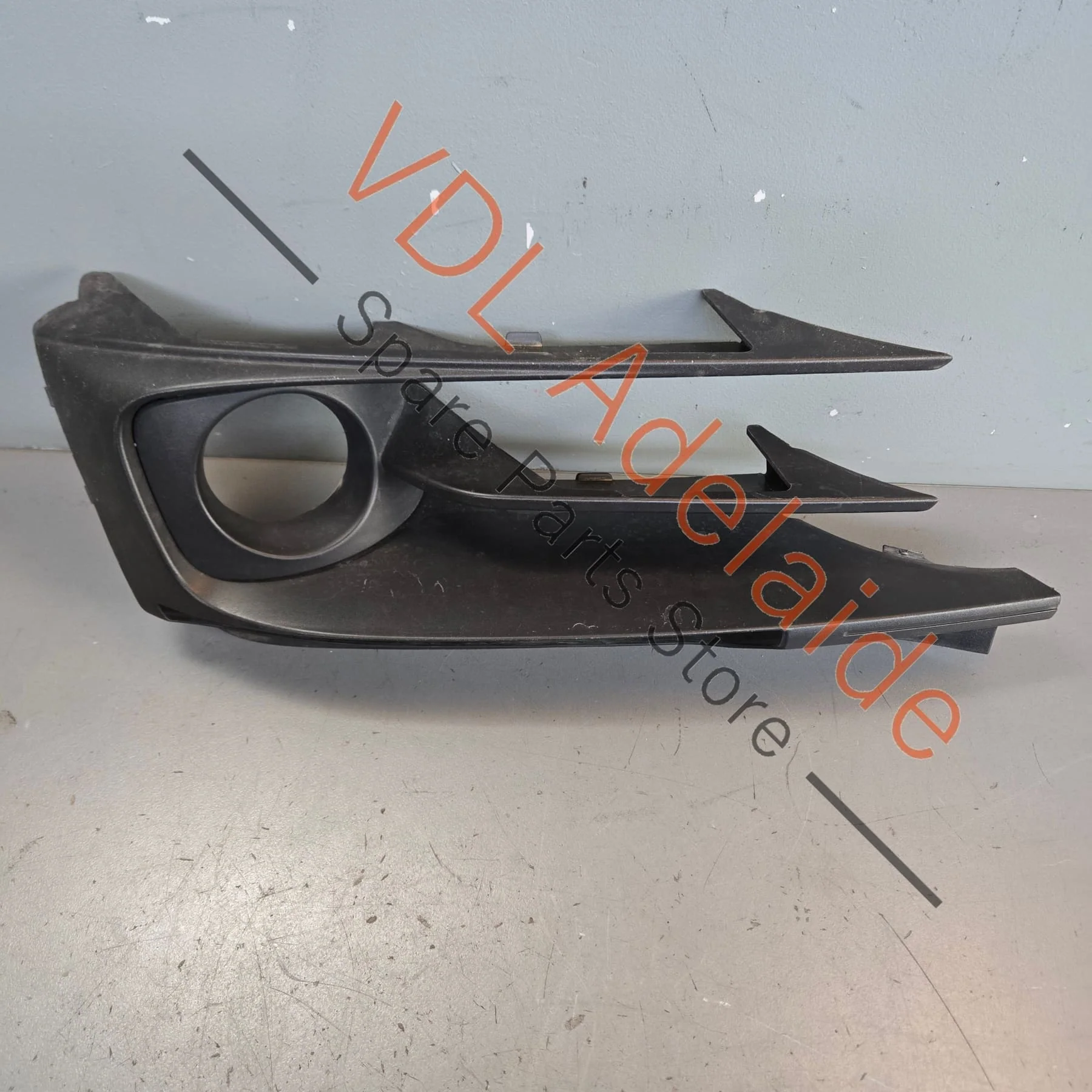 Porsche Panamera Left Bumper Grille for Radar 971807877B OK1 & 971807833 OK1 - Image 2