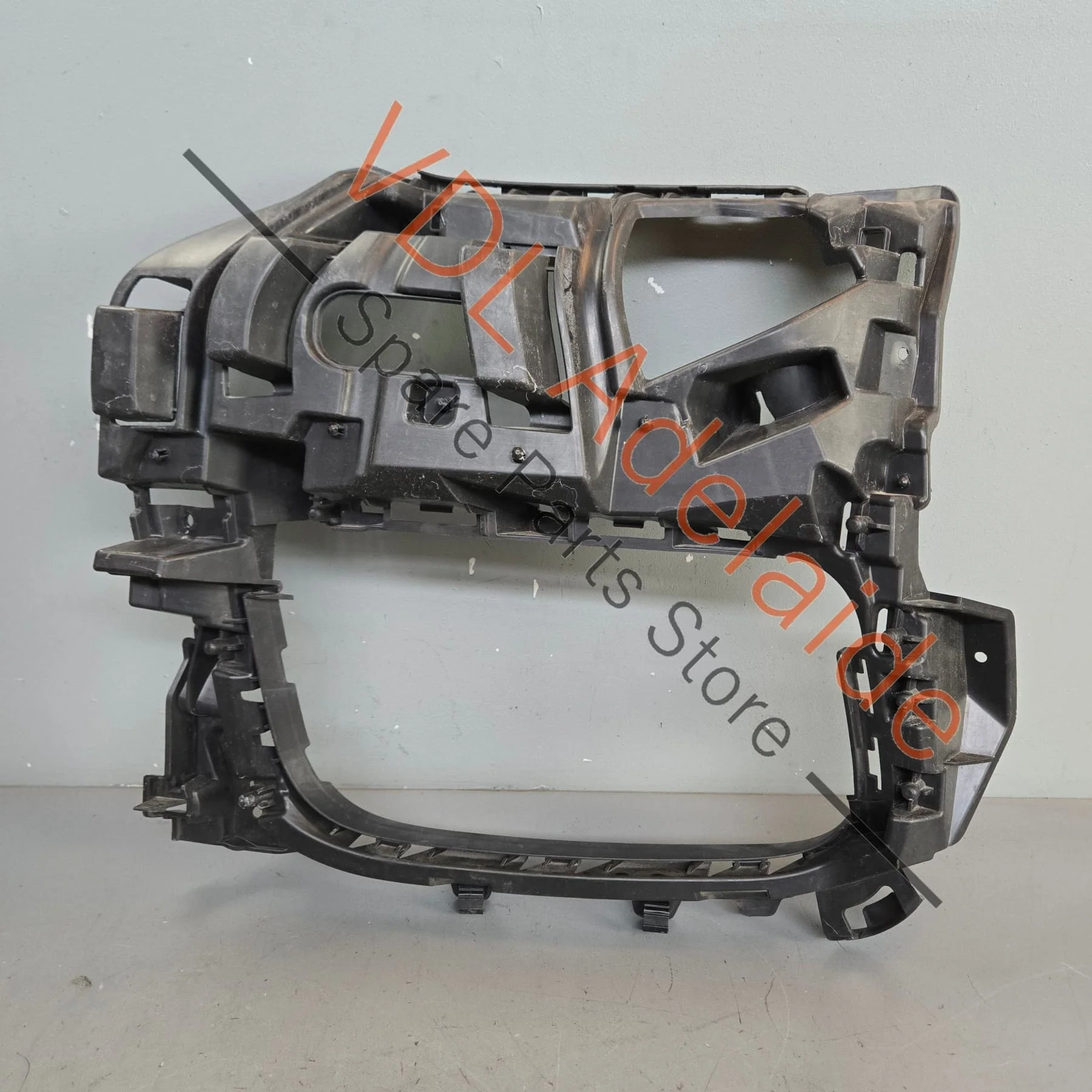 Porsche Panamera 971 Front Bumper Left side Bracket for Grille 971807681