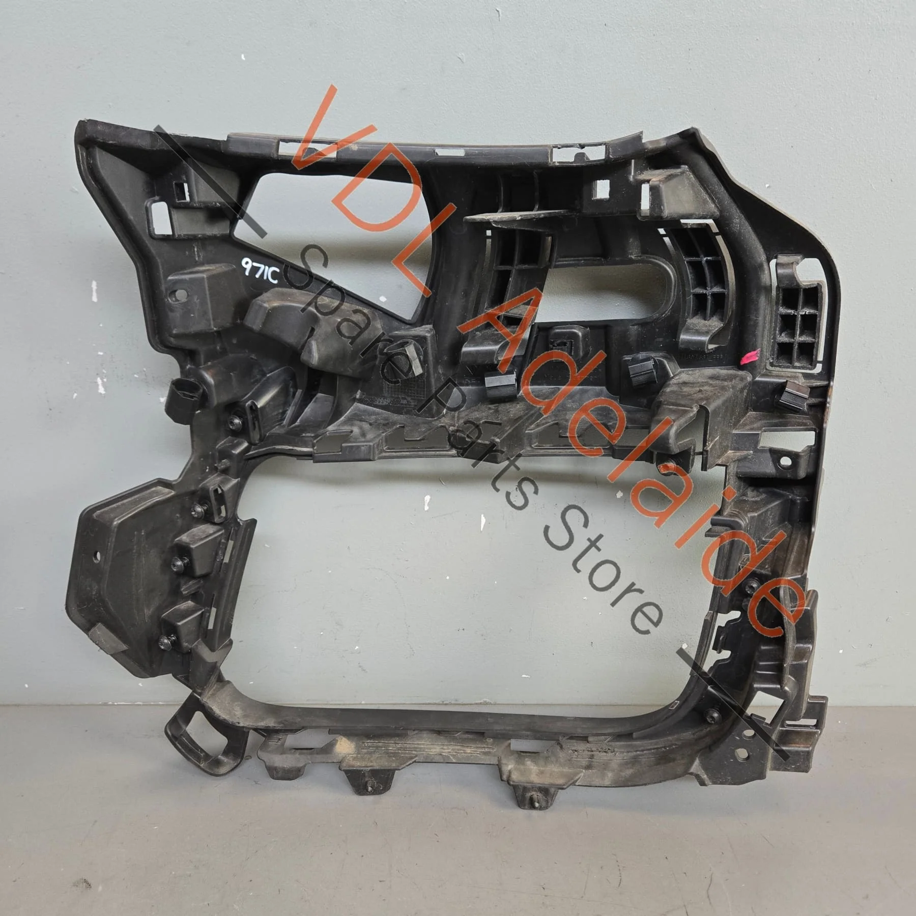 Porsche Panamera 971 Front Bumper Left side Bracket for Grille 971807681 - Image 2
