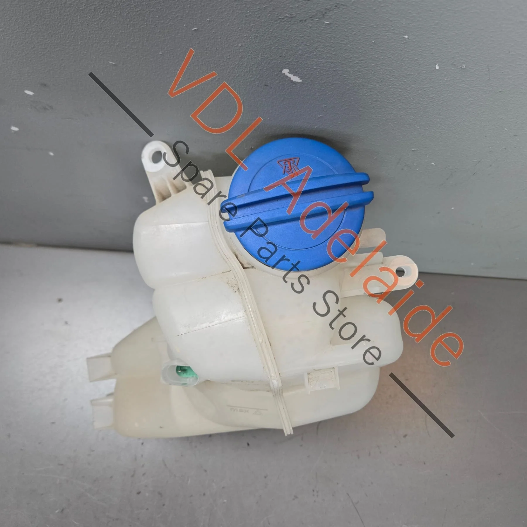 Porsche Panamera 971 Coolant Expansion Reservoir Bottle Tank 971121407E - Image 2