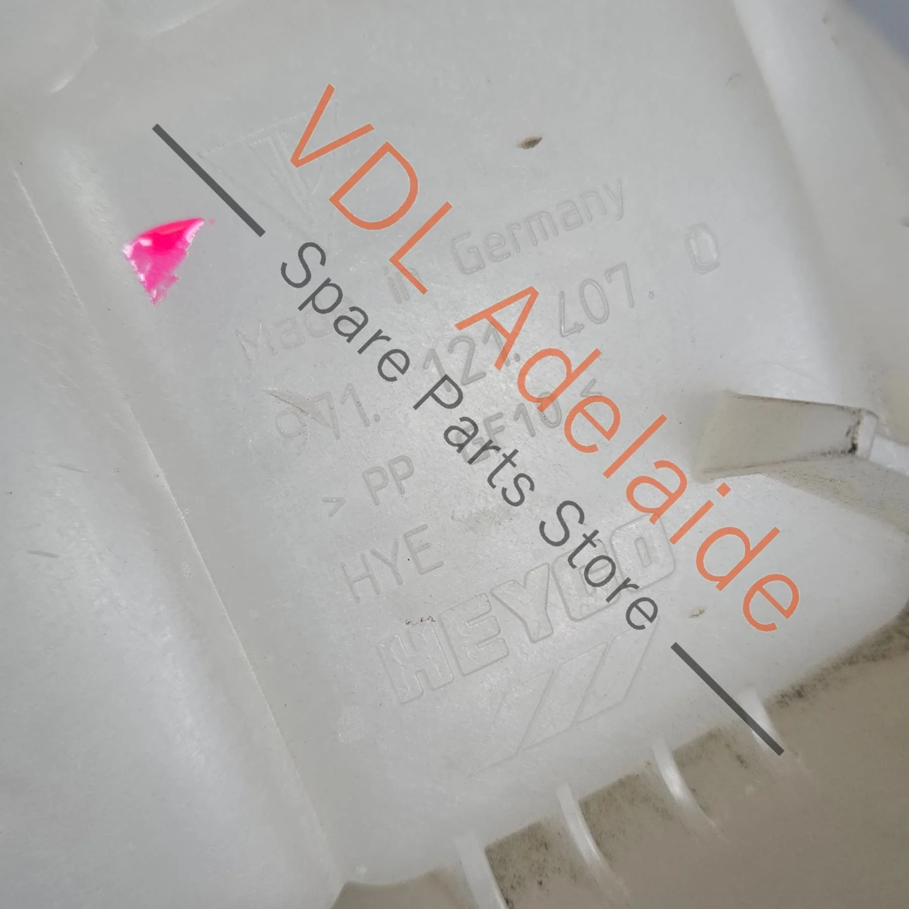 Porsche Panamera 971 Coolant Expansion Reservoir Bottle Tank 971121407E - Image 4