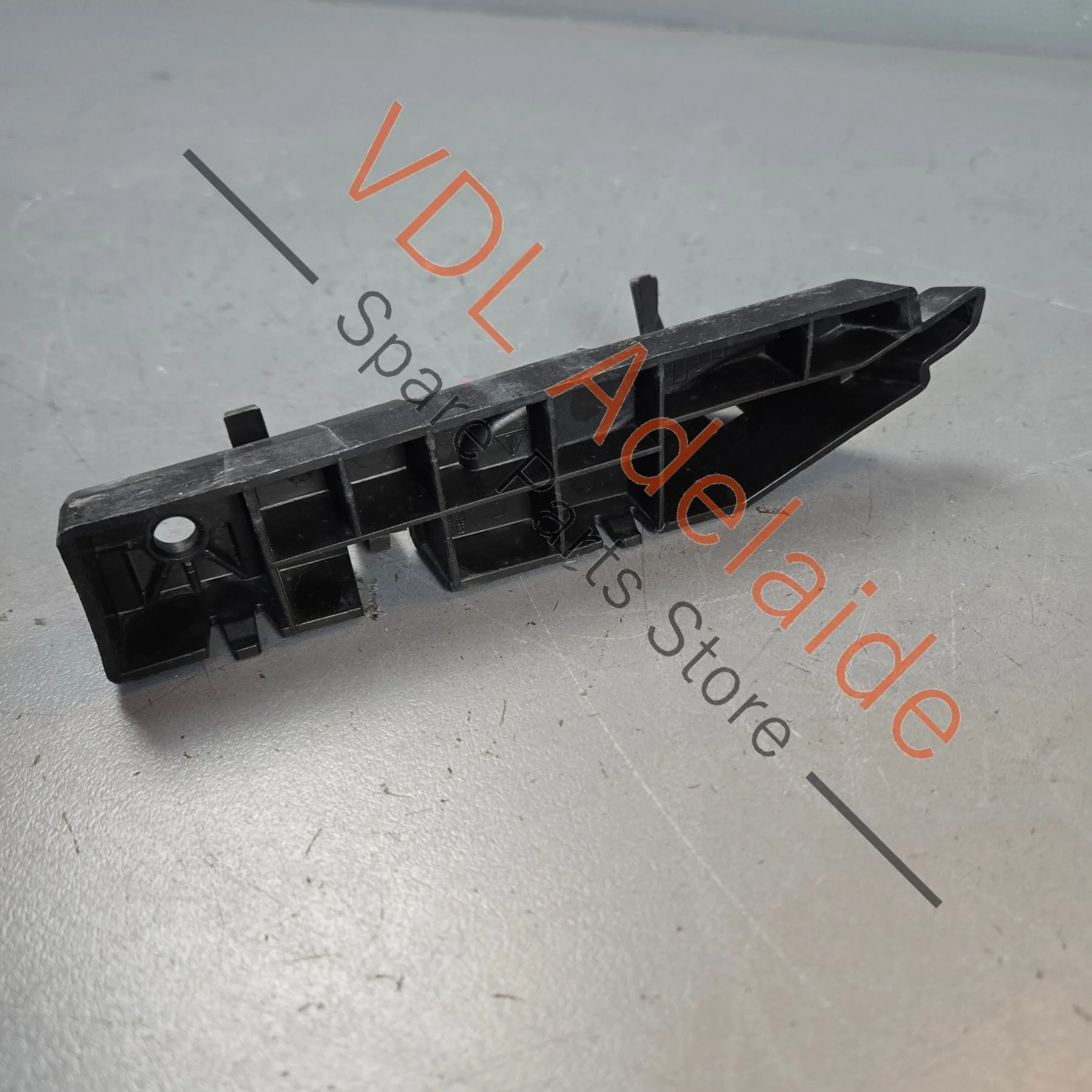 Porsche Panamera 971 Right Side Fender Bracket Guide Rail 971807284 - Image 3