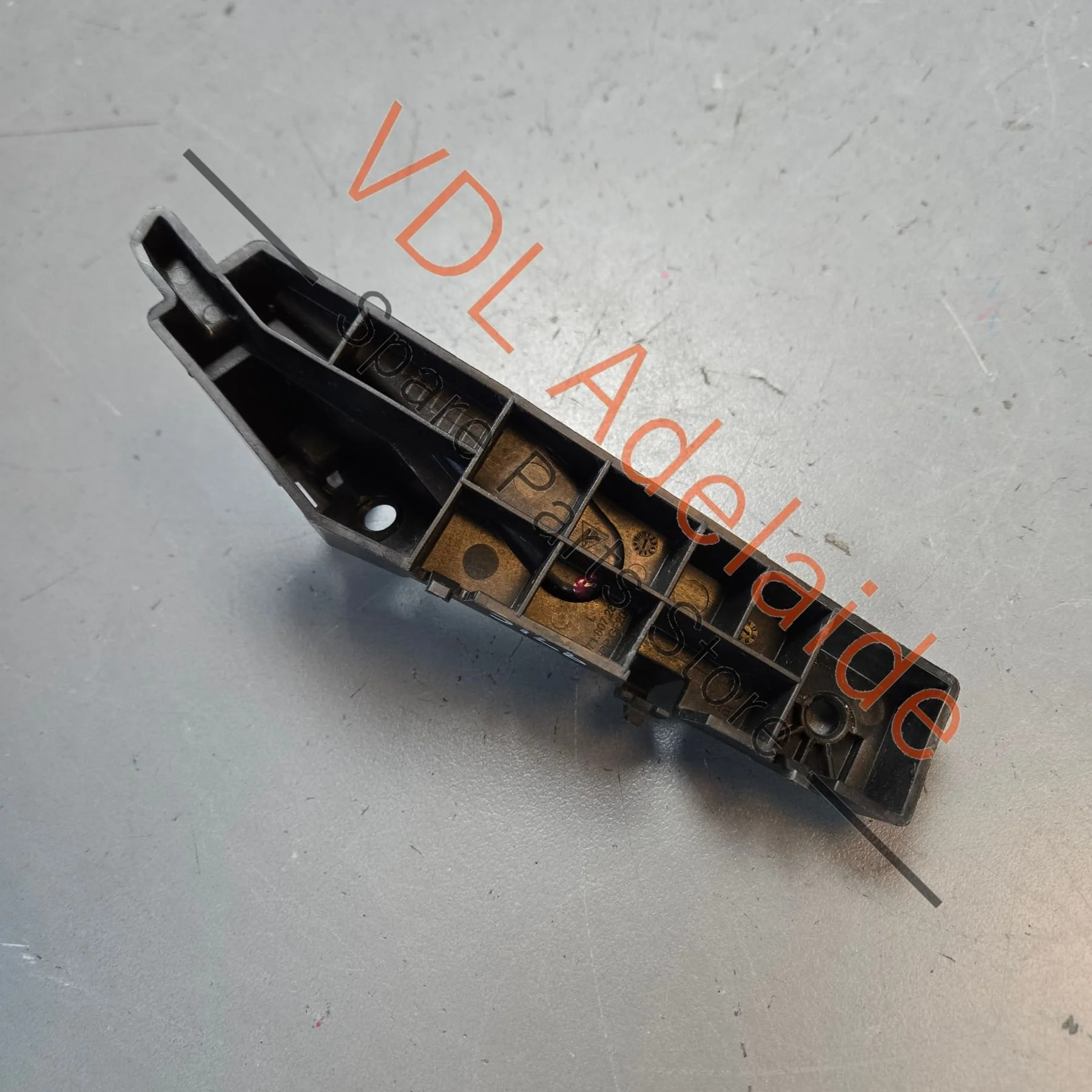 Porsche Panamera 971 Left Side Fender Bracket Guide Rail 971807283 - Image 3