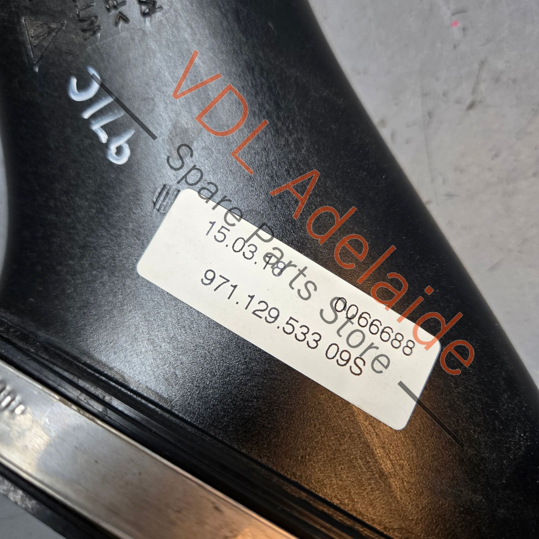 Porsche Panamera 971 Right Air Filter Intake Hose Pipe 971129533 - Image 4