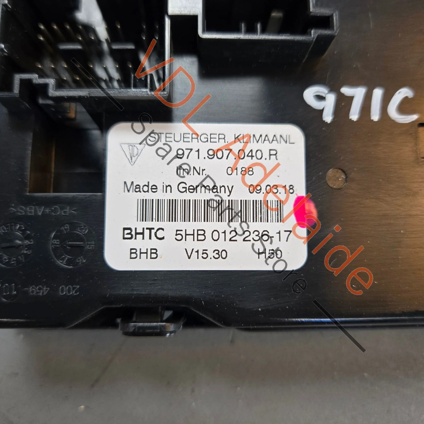 Porsche Panamera Control Unit for Air Conditioning 971907040S 971907040R - Image 2