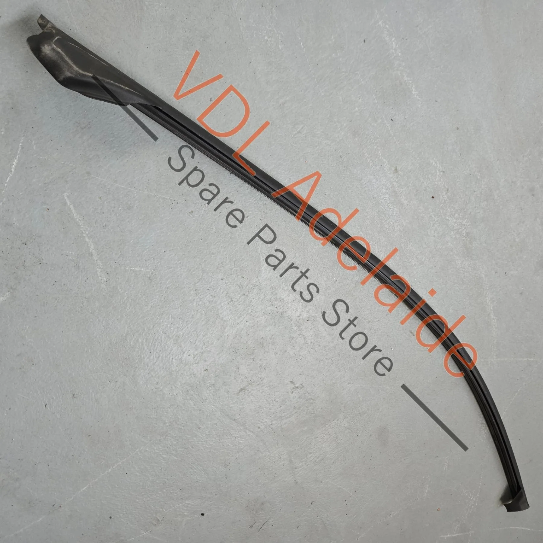Porsche Panamera Right Front Upper Door Gloss Black Exterior Trim Molding Weather Seal 971837120B 971853102E  041 - Image 4