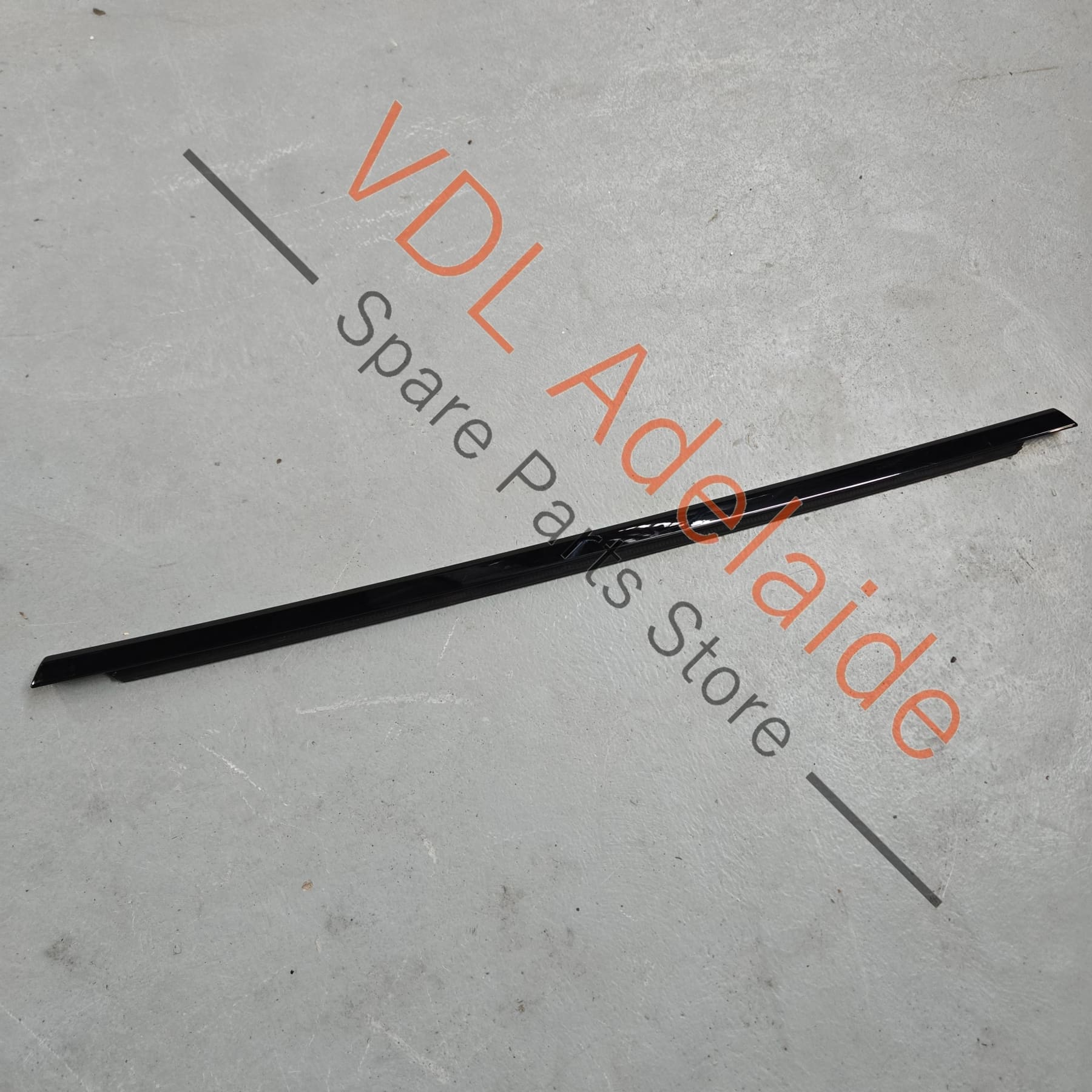 Porsche Panamera Right Rear Lower Door Gloss Black Exterior Trim Molding Weather Seal 974839476B 041