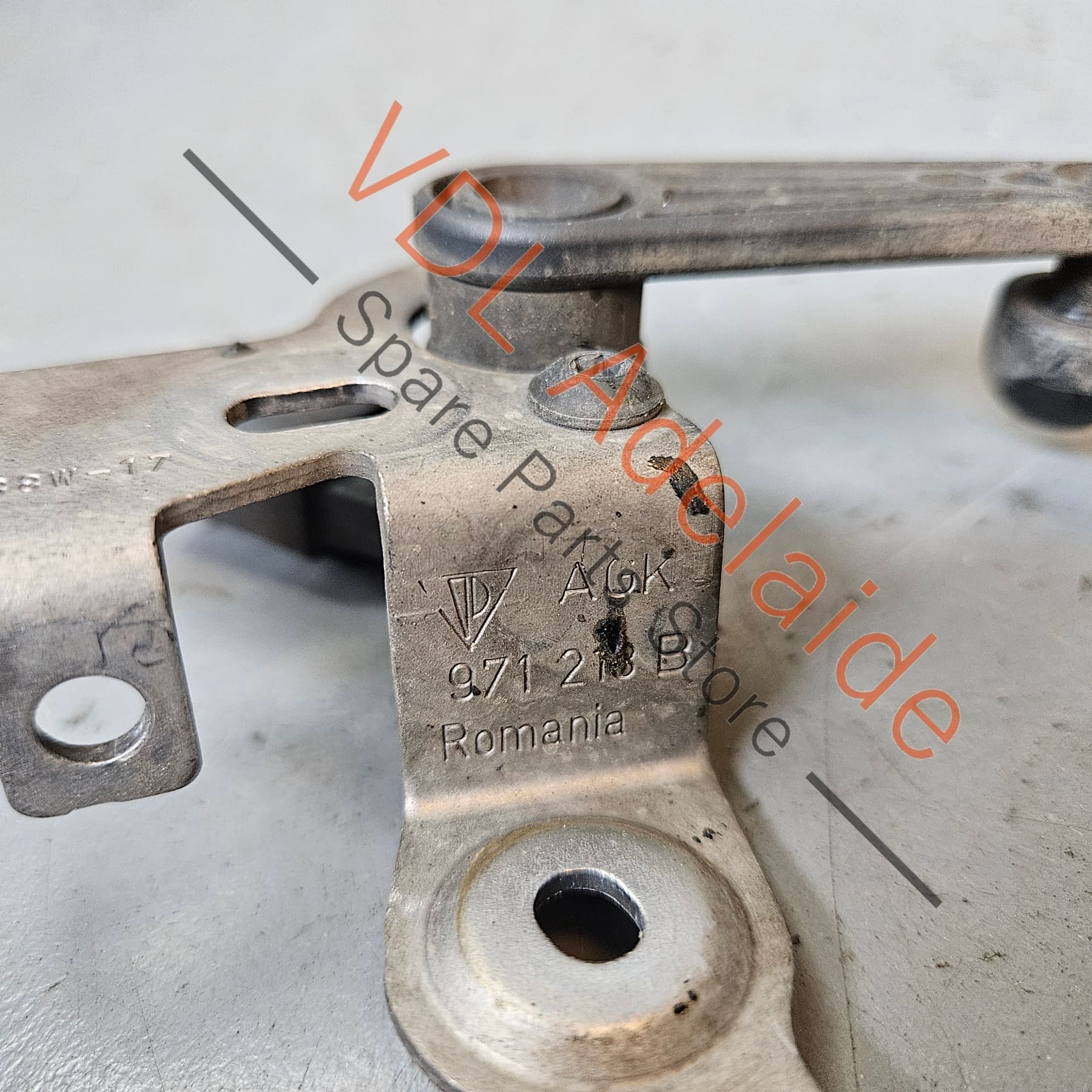 Porsche Panamera 971 Left Front Suspension Level Sensor 971616213B - Image 4