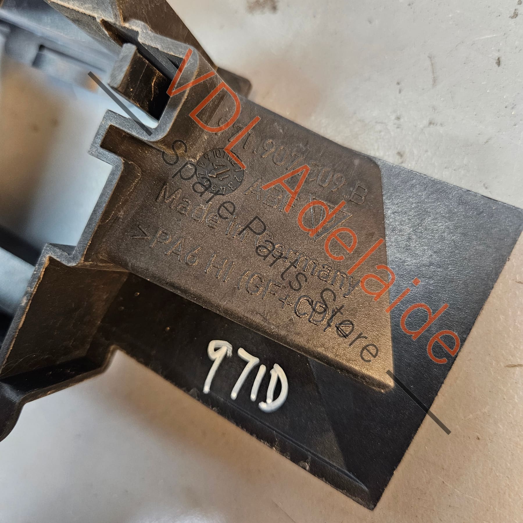 Porsche Panamera 971 Left Side Rear Radar Sensor Bracket 971907509C - Image 4