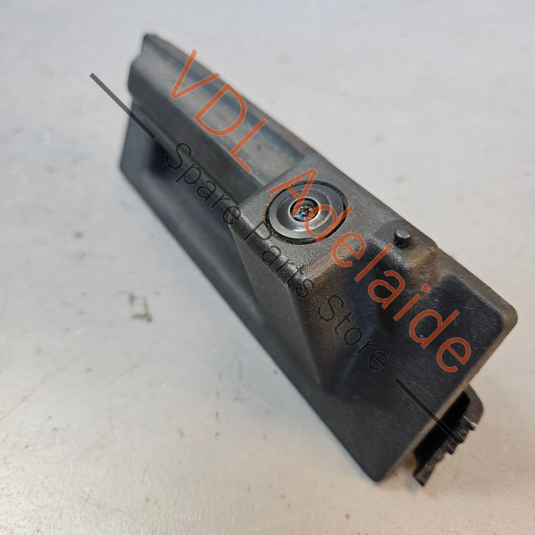 Porsche Panamera Rear Boot Hatch Trunk Opening Handle Button Switch with Camera 971959539E 1E0 5Q0980546A - Image 2