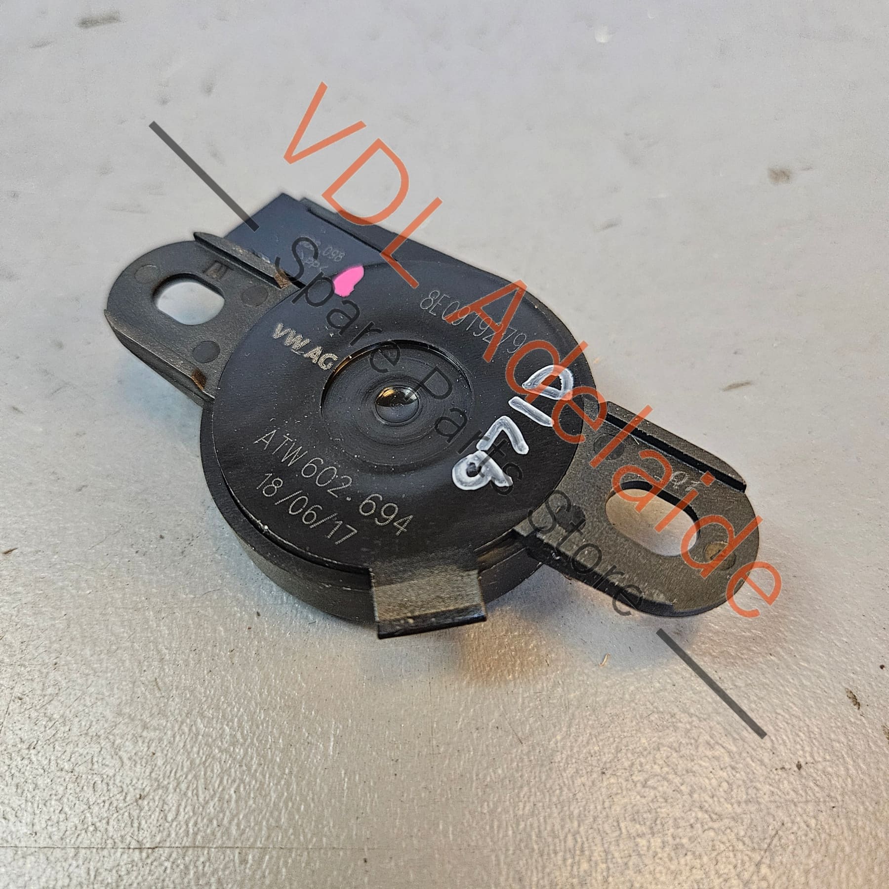 Audi Porsche VW Cabin Warning Buzzer for Parking Aid Distance Sensor 8E0919279 - Image 2