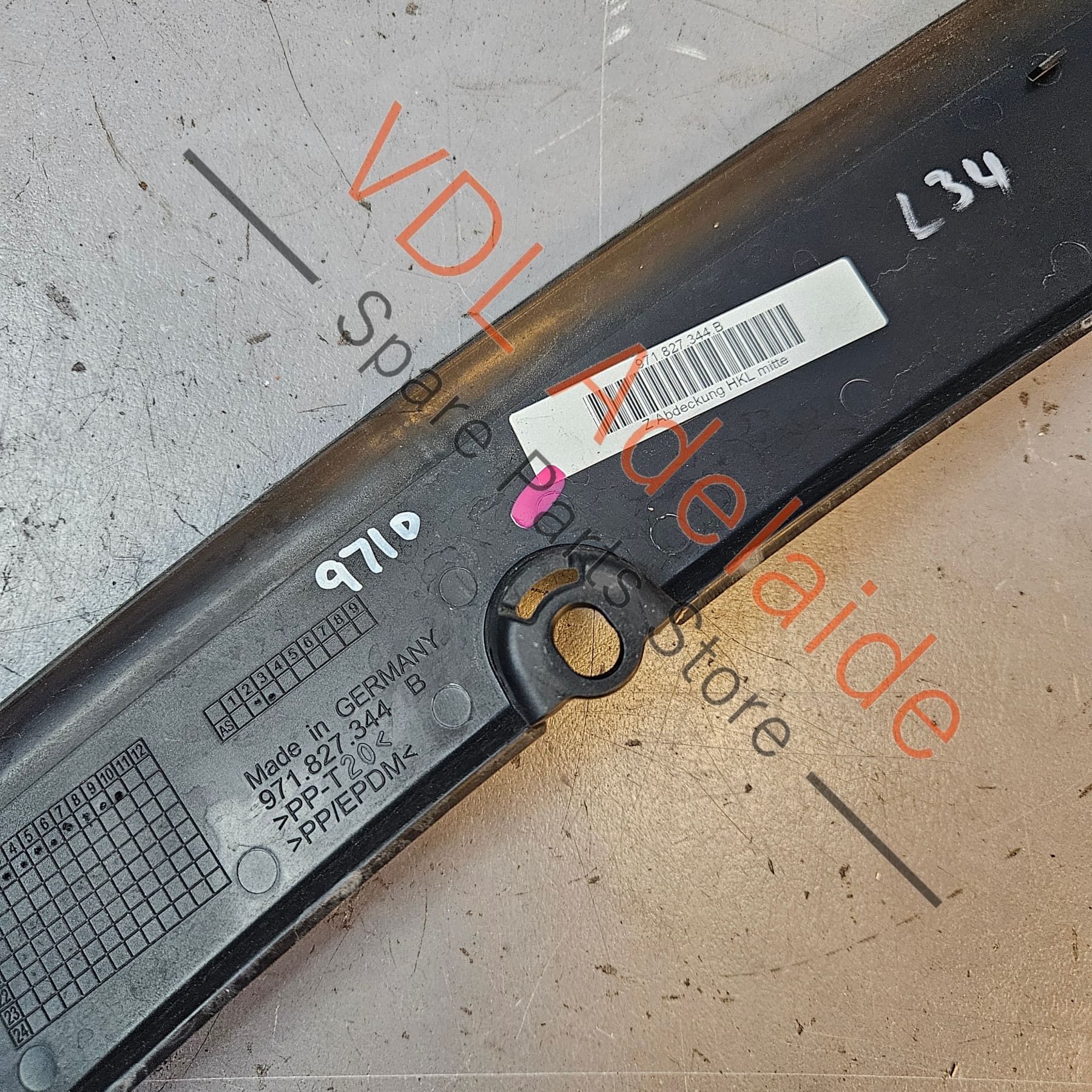 Porsche Panamera 971 Rear Lid Boot Spoiler Centre Trim 971827344B - Image 3