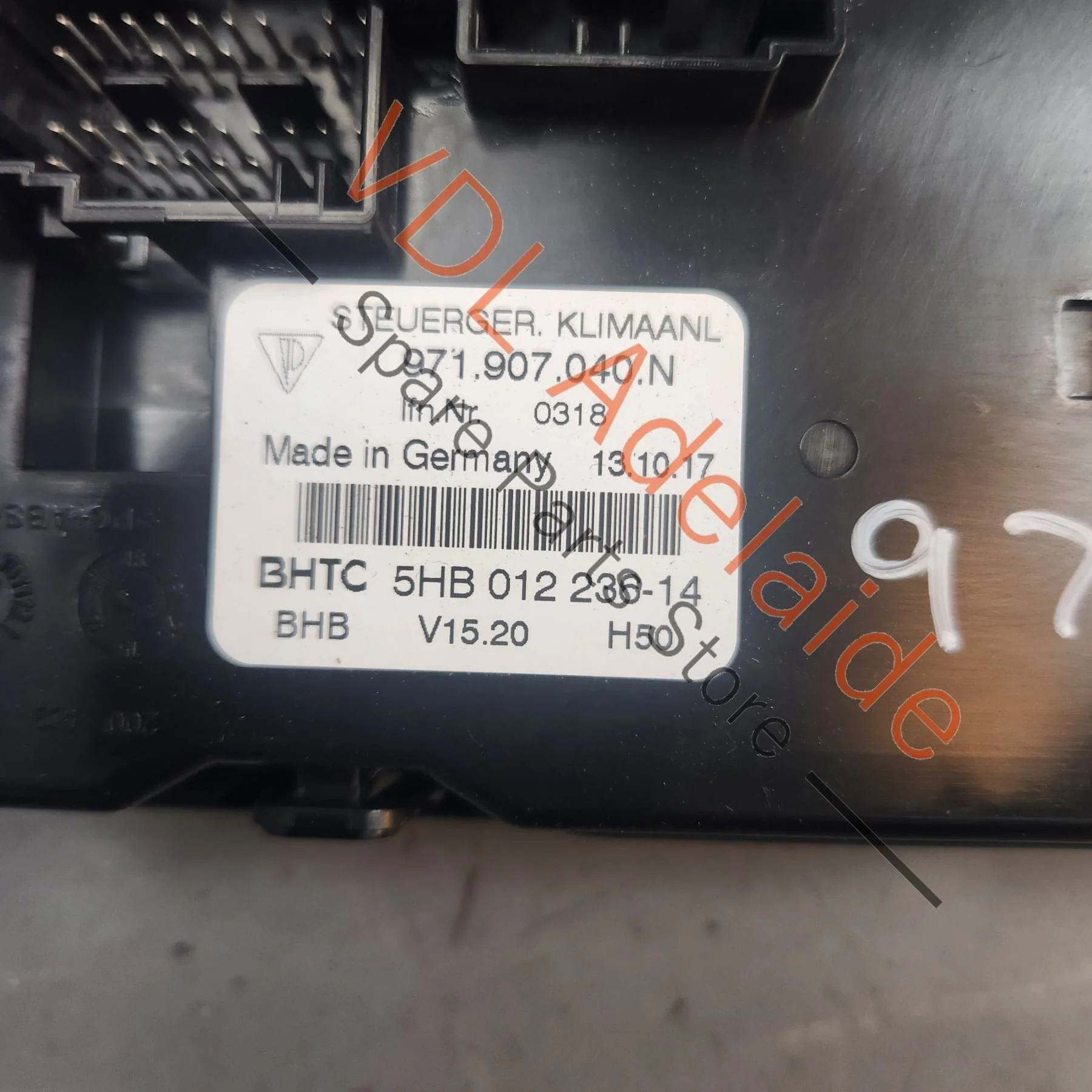 Porsche Panamera Air Conditioning Control Unit Module 971907040S 971907040N - Image 2