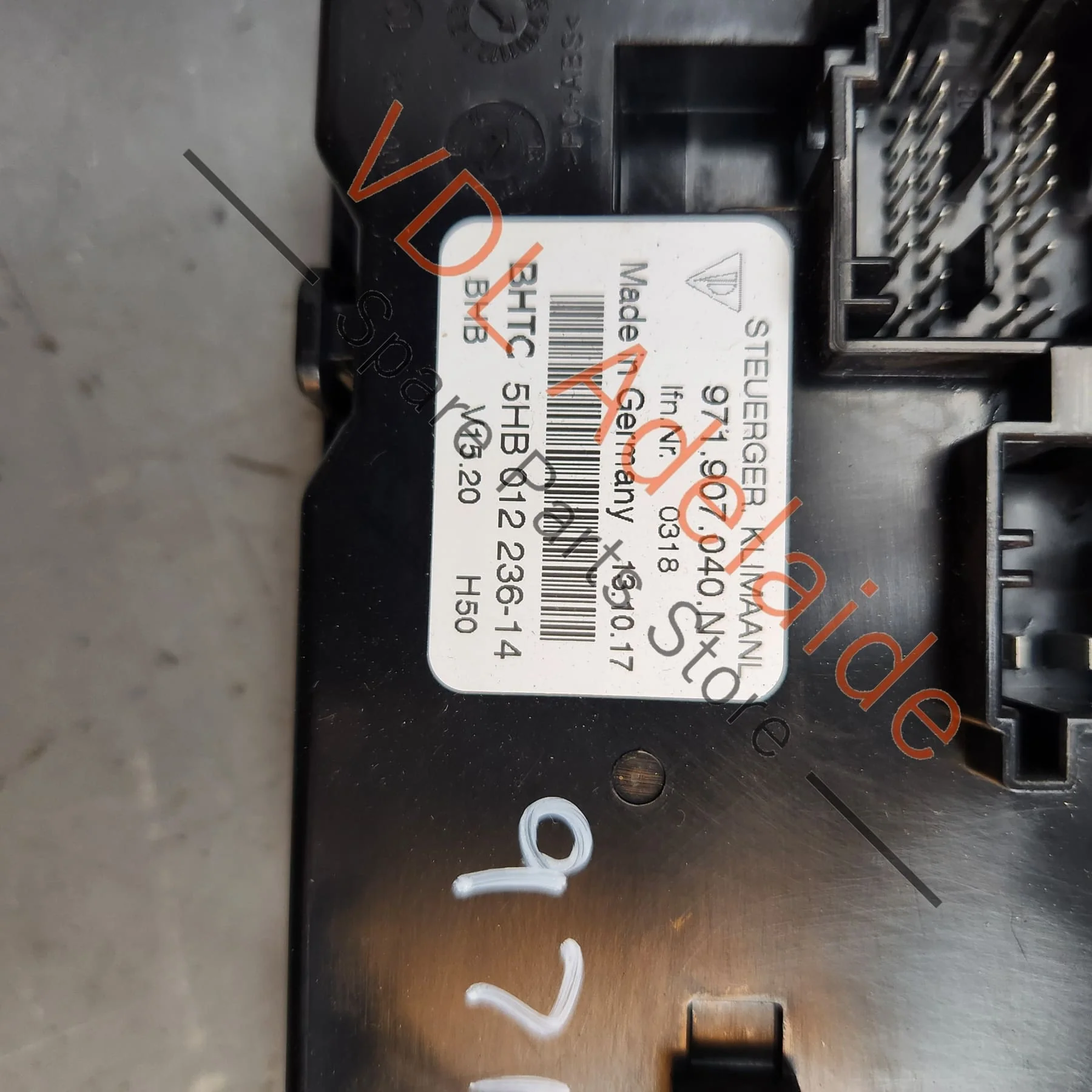 Porsche Panamera Air Conditioning Control Unit Module 971907040S 971907040N - Image 3