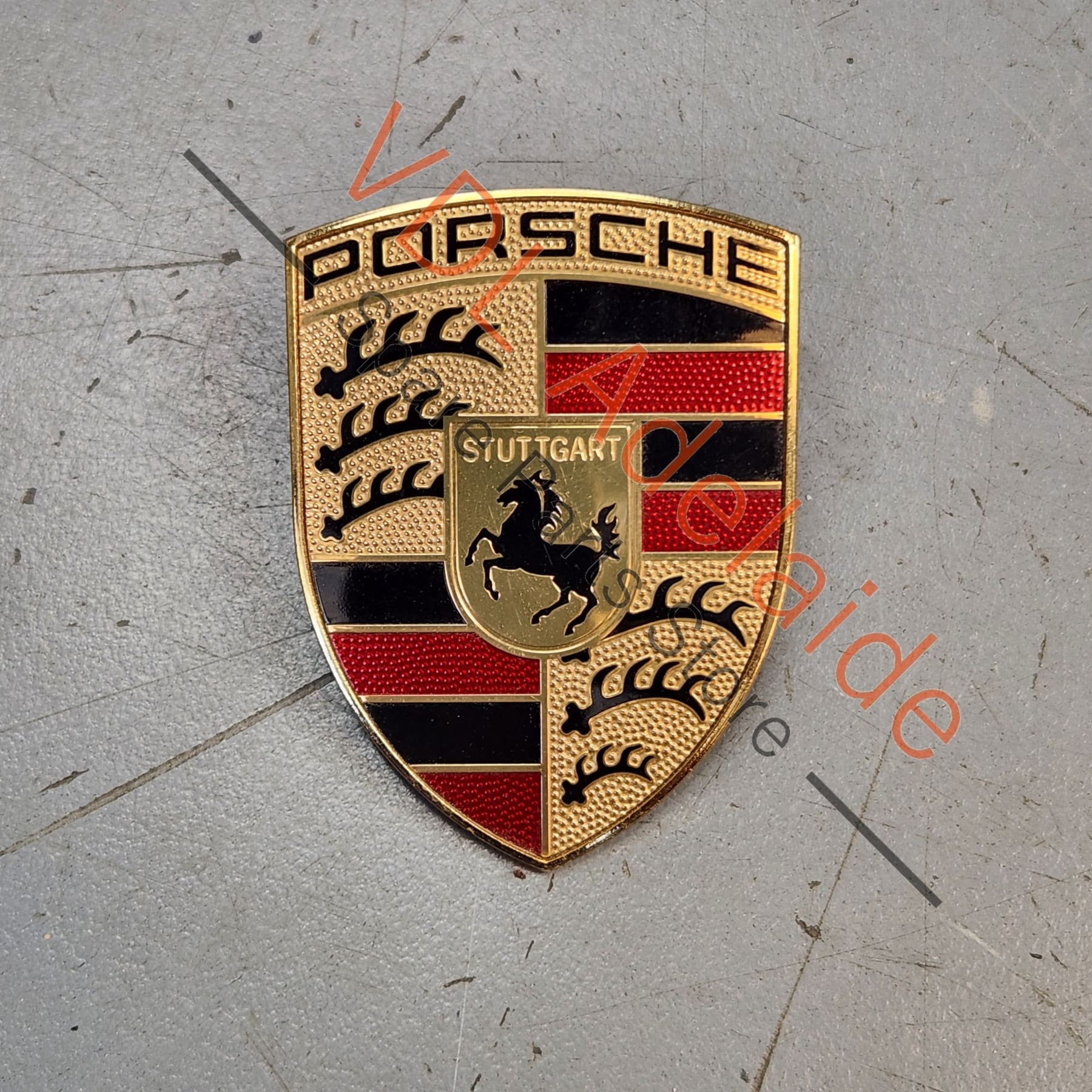 Porsche Crest Bonnet Badge Embelem 95855960102 - Image 4