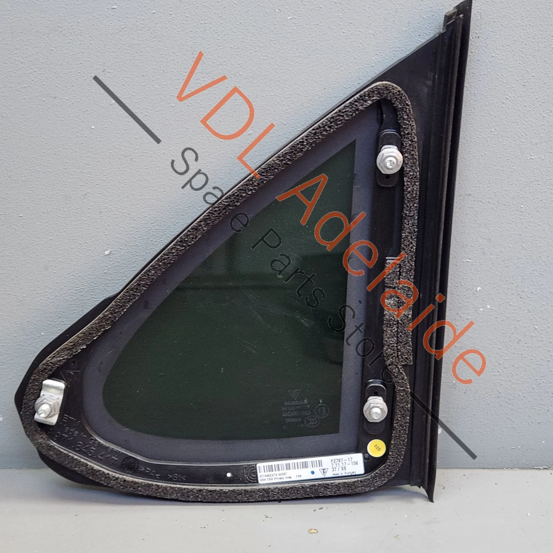 Porsche Panamera Rear Quarter Glass Window Left LHS 971845297R 971845297G - Image 2