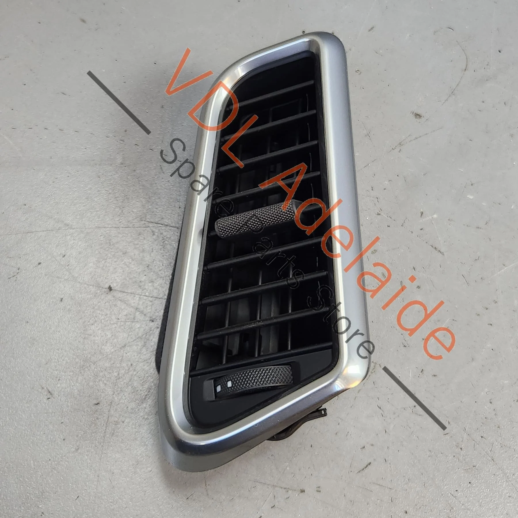 Porsche Panamera 971 AC Air Aircon Vent for Right Lower B-Pillar 971819204C