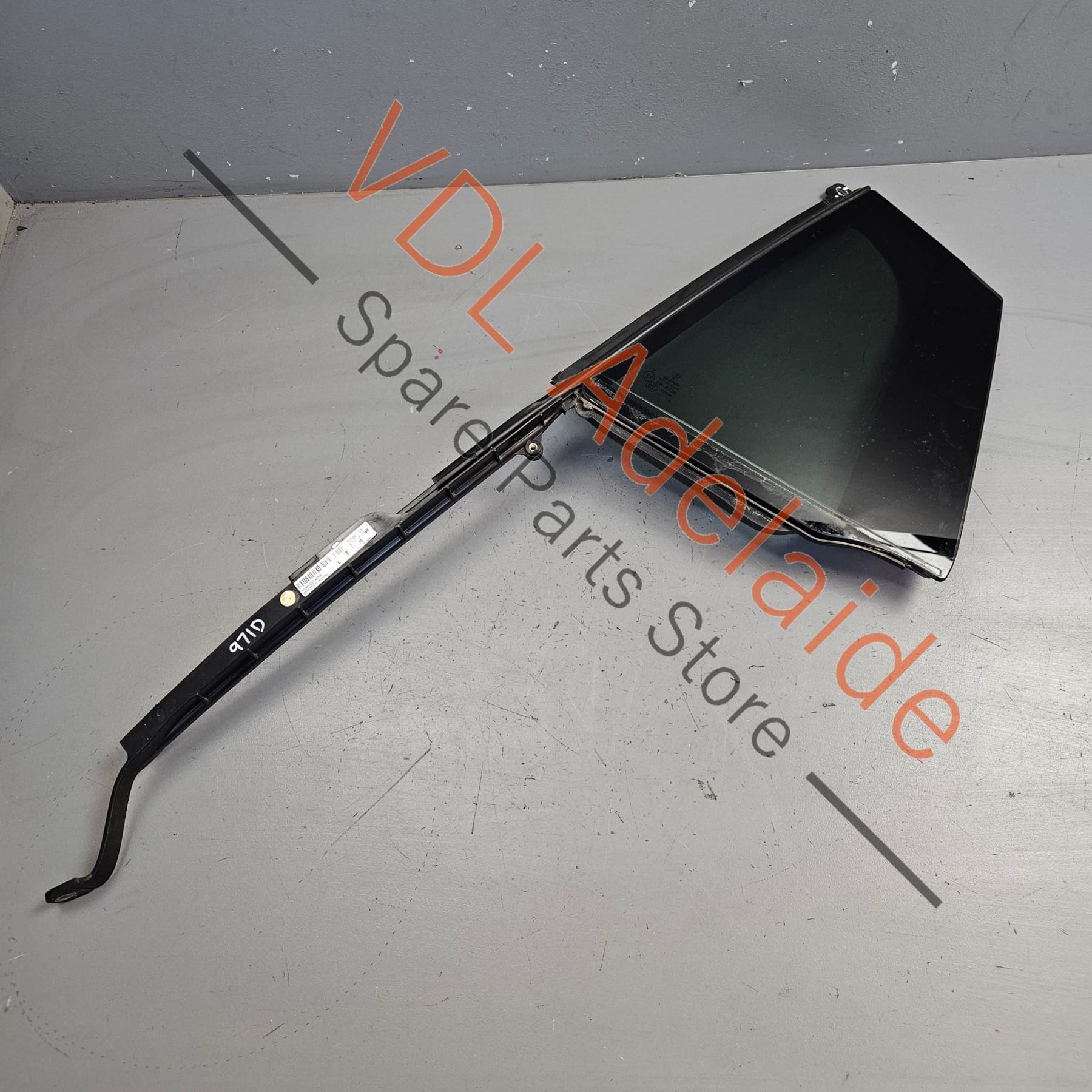 Porsche Panamera 971 Rear Left Door Quarter Window Glass 971845025C 971845025BE