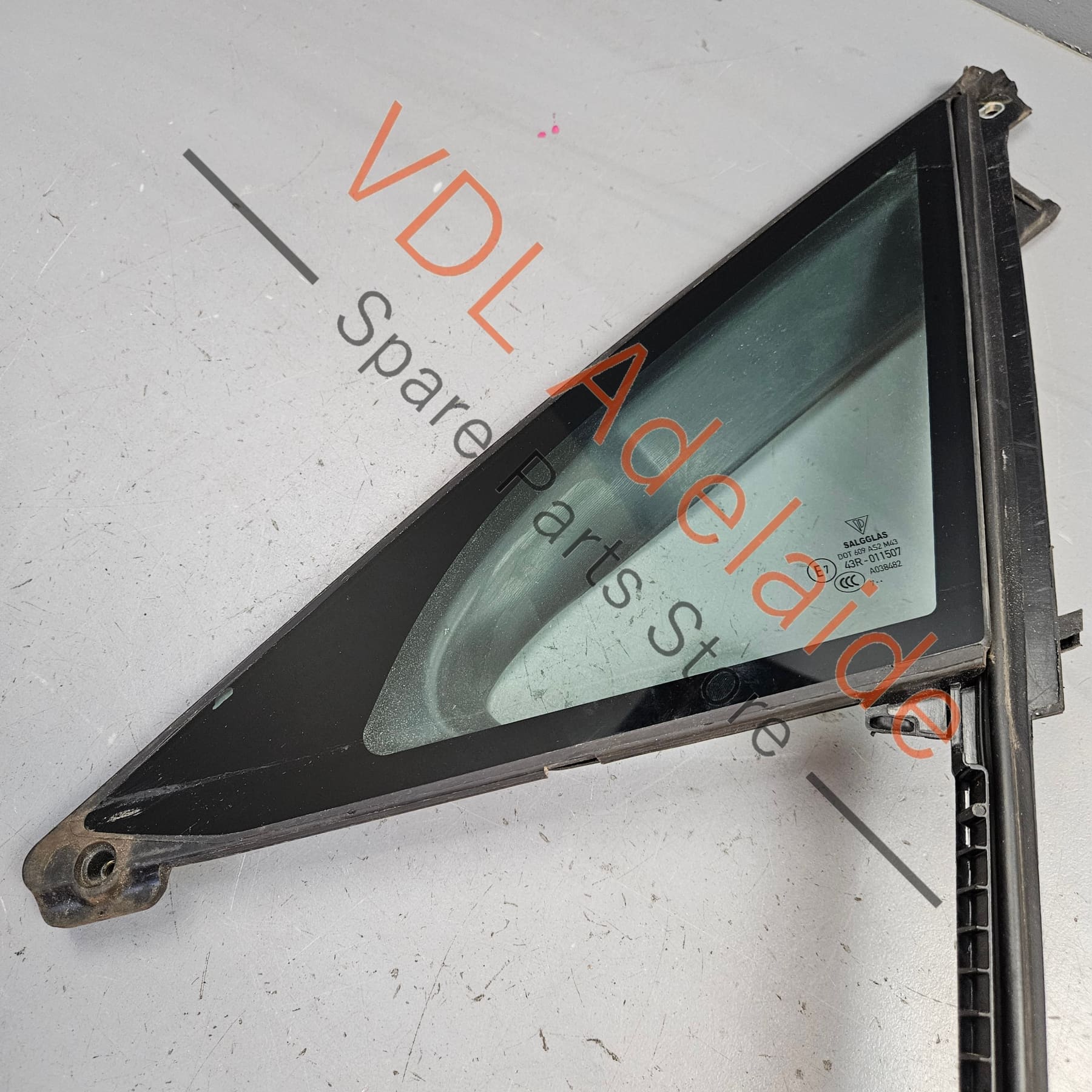 Porsche Panamera 971 Front Left Door Fixed Quarter Window Glass 971845113 971845113P - Image 3