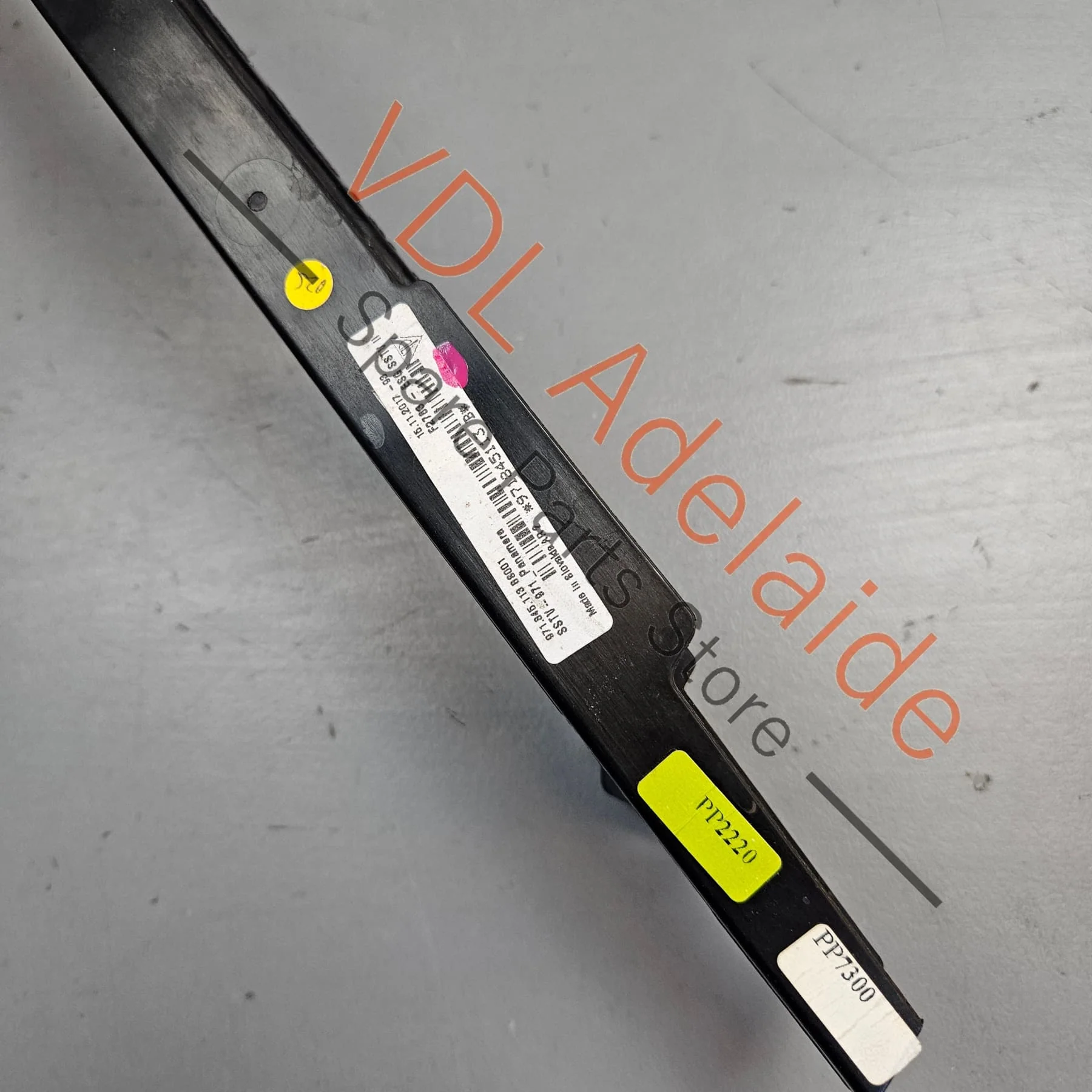 Porsche Panamera 971 Front Left Door Fixed Quarter Window Glass 971845113 971845113P - Image 7