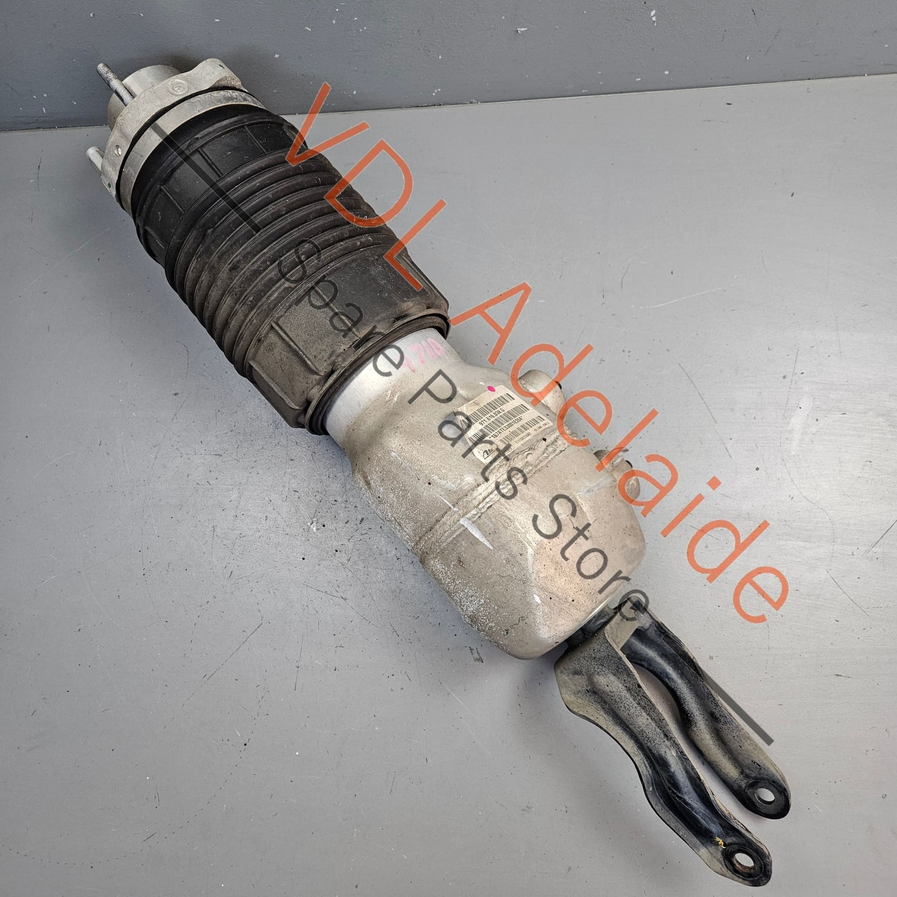 Porsche Panamera 971 Right Front Air Shock Suspension Strut Airbag 971616038G 971616038N - Image 6