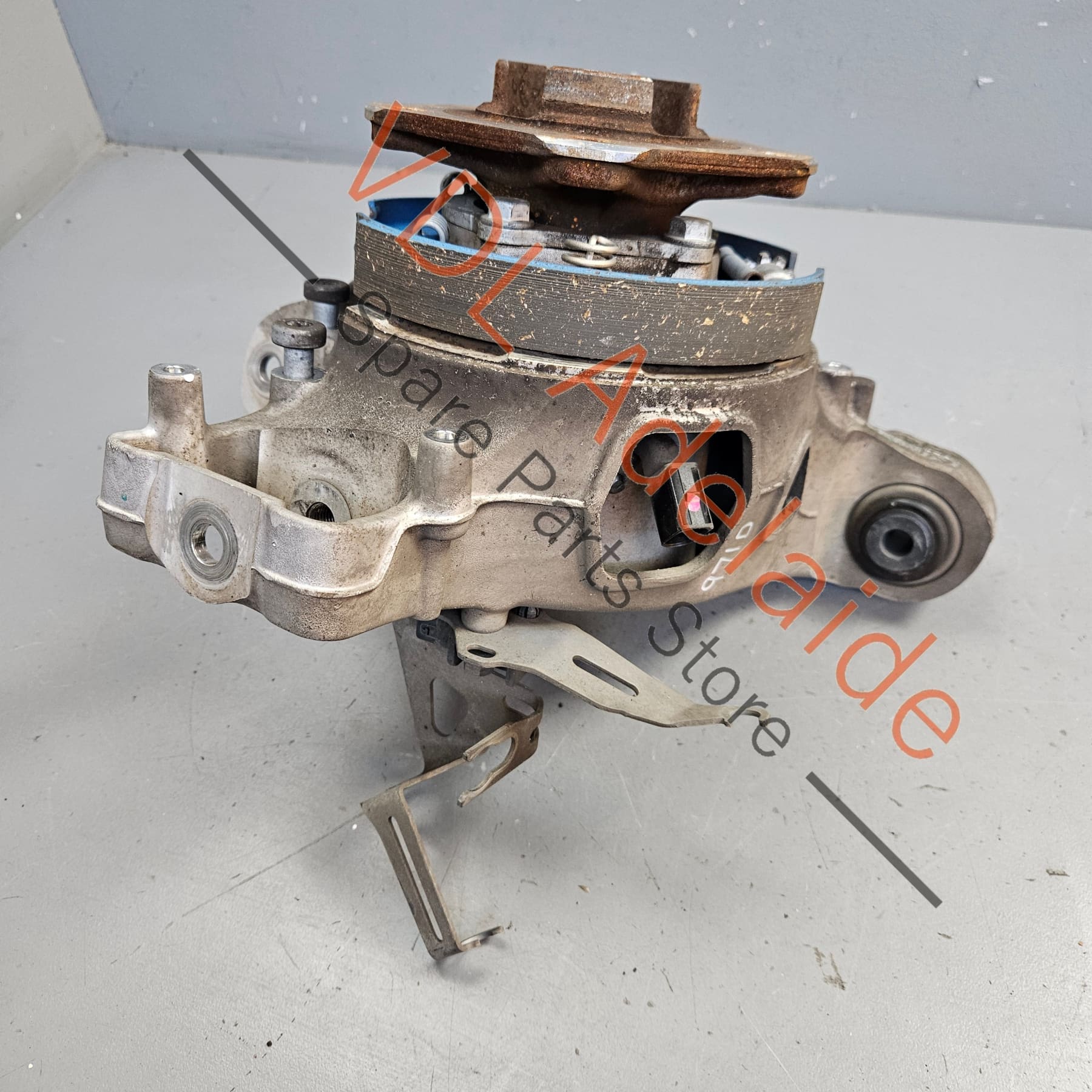 Porsche Panamera Left Rear Suspension Hub Knuckle with Wheel Bearing 971505435B 971505435G - Image 4
