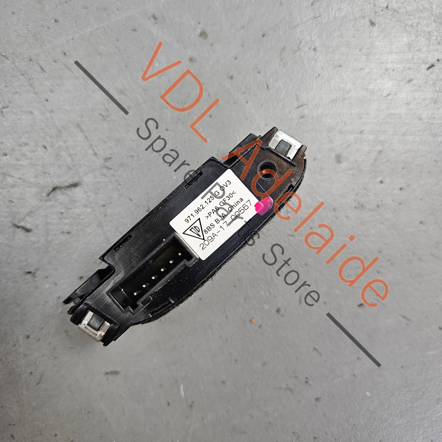 Porsche Panamera 971 LHS Right Side Central Lock Locking Switch 971962125G OV3 - Image 4