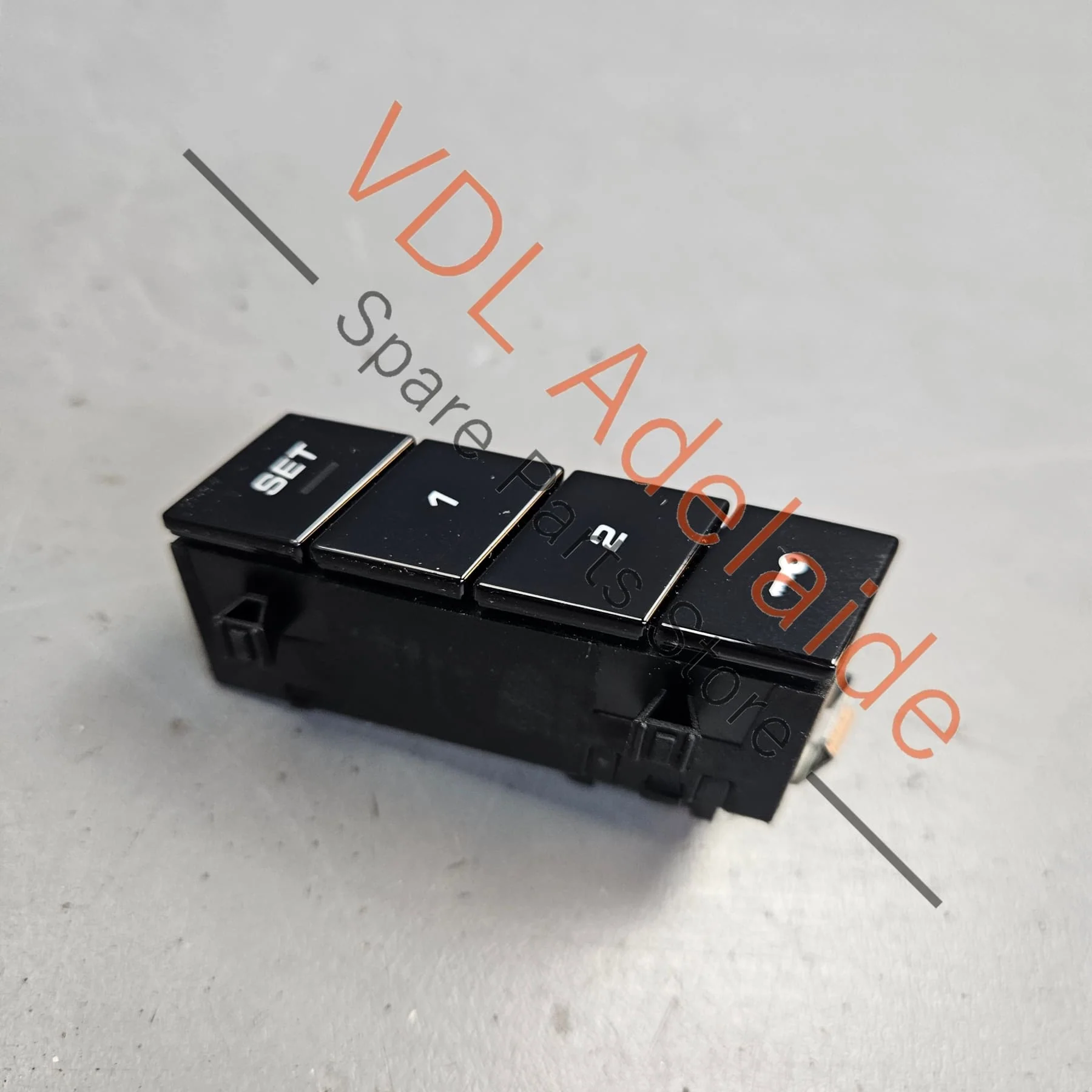 Porsche Panamera 971 LHS Left Side Memory Seat Switch 971962769G OV3 - Image 3