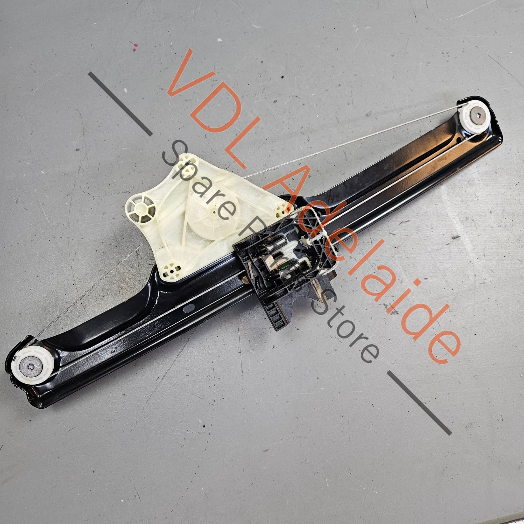 Porsche Panamera 971 Window Regulator Front Left 971837401 - Image 3