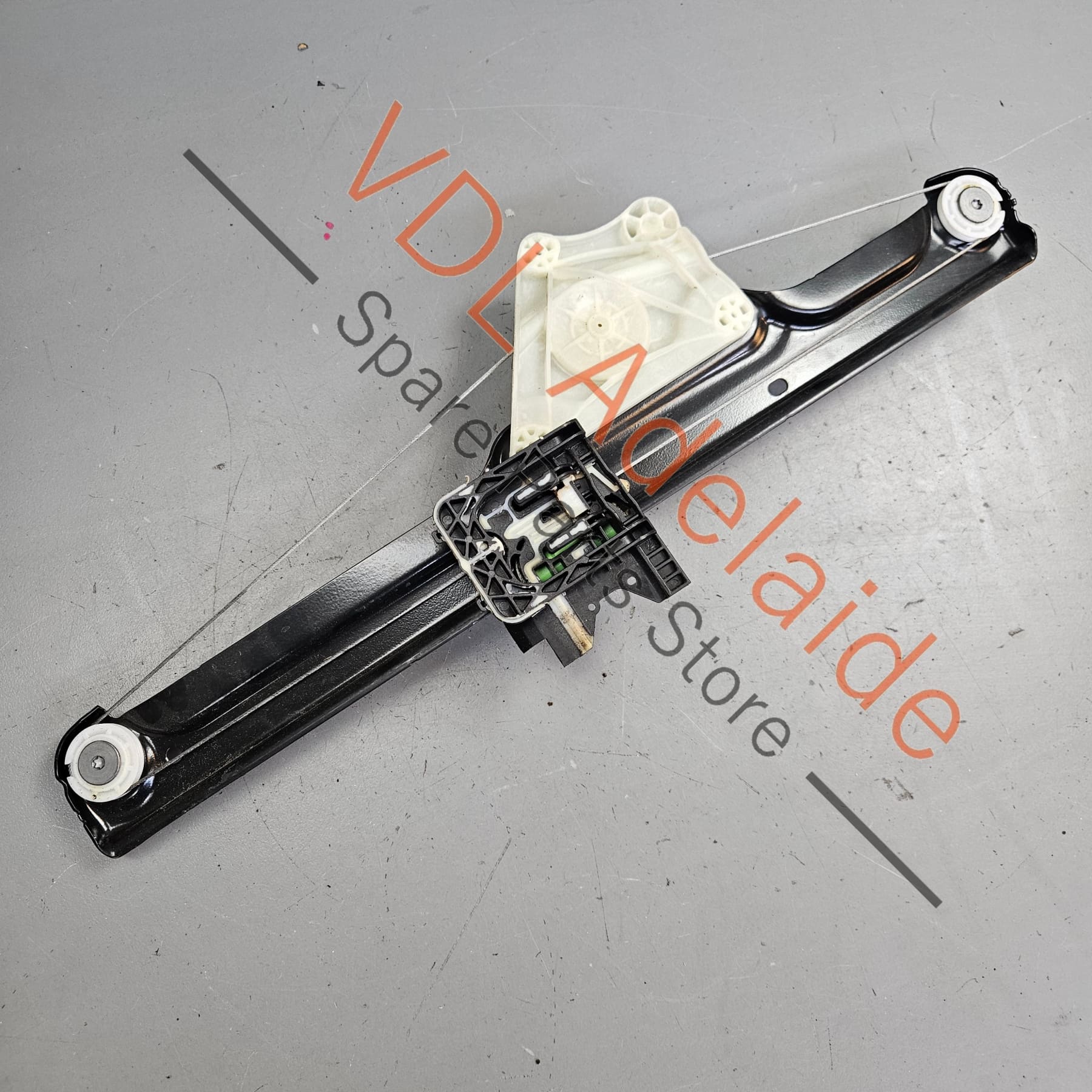 Porsche Panamera 971 Window Regulator Front Right 971837402 - Image 2
