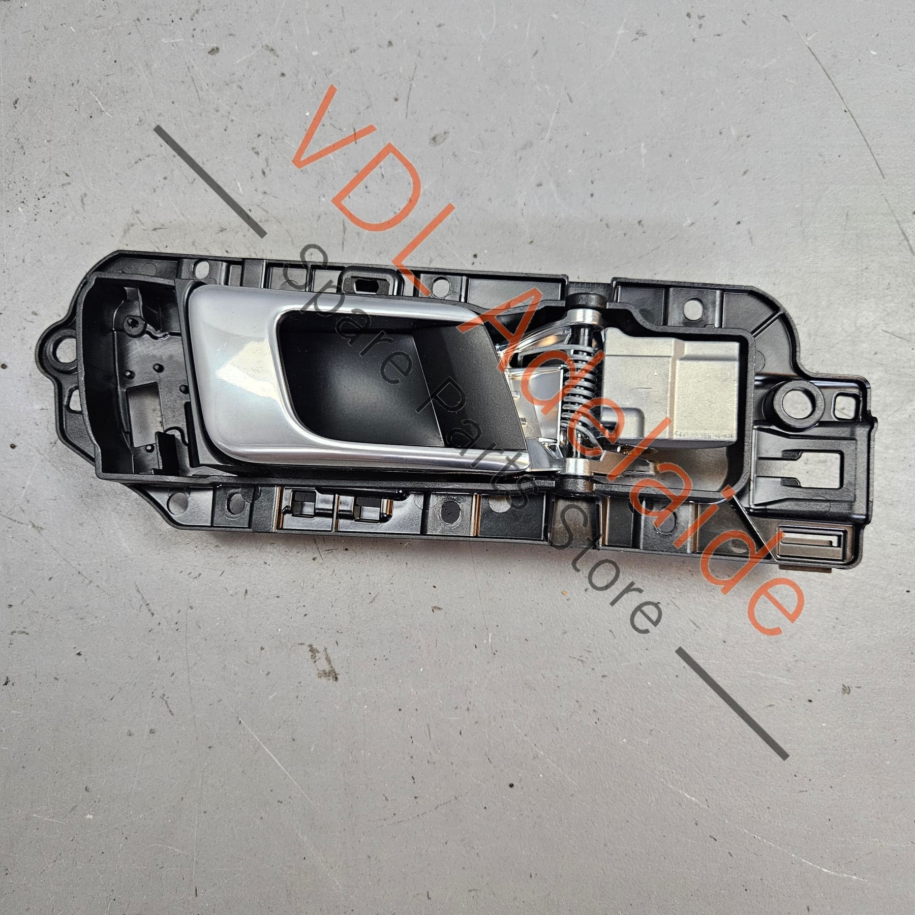 Porsche Panamera Right Side Interior Door Handle Pull Actuator w Trim 971837020C CZO suits front or rear - Image 7