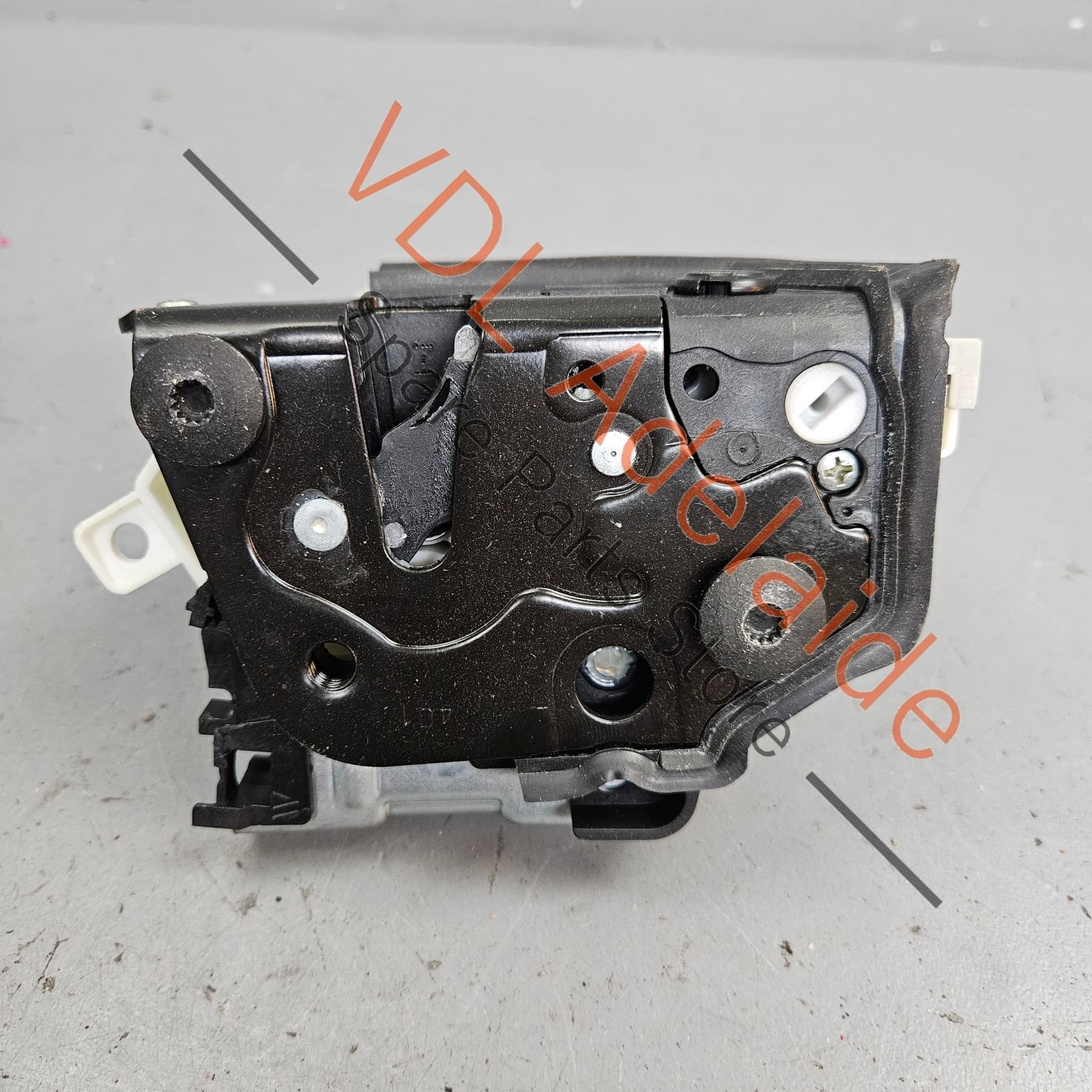 Porsche Panamera Rear Right Door Lock 9A783911606 8K0839016F - Image 3