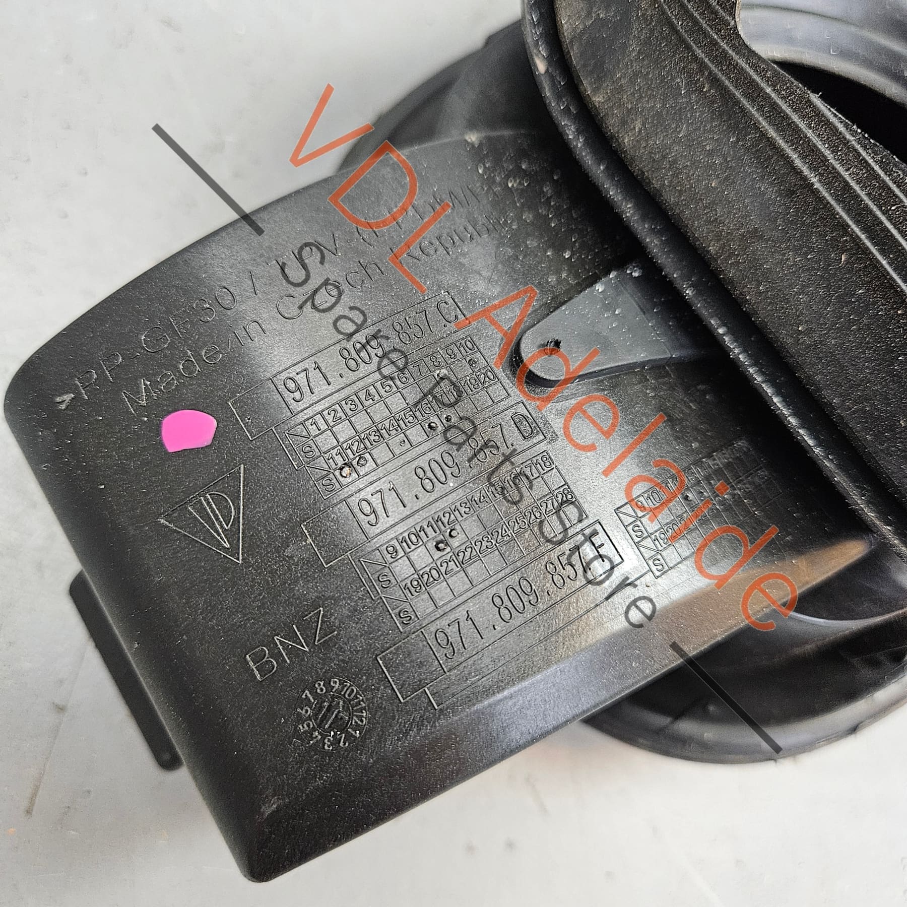 Porsche Panamera Fuel Filler Flap Door 971809857 971809909A - Image 5