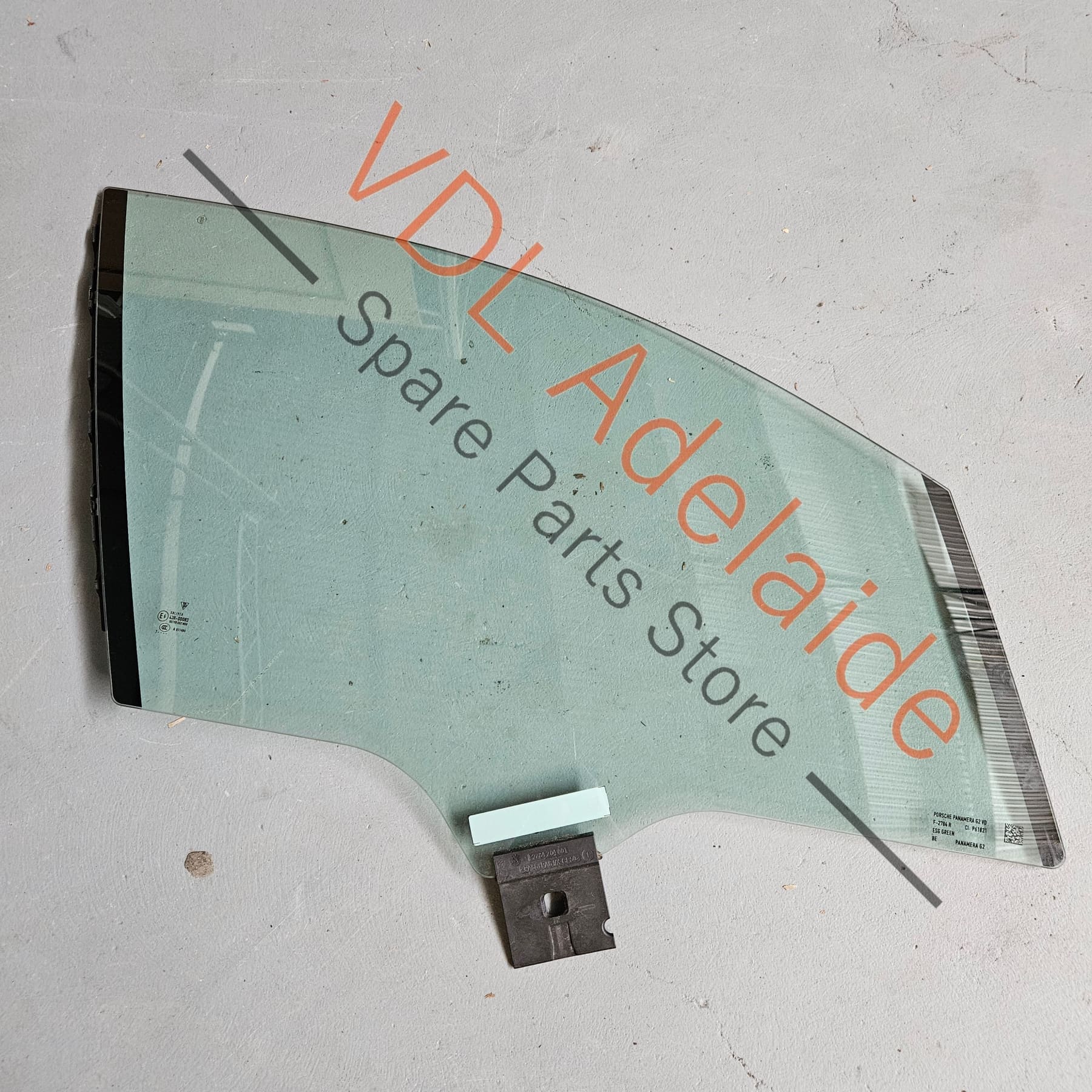 Porsche Panamera 971 Right Side Front Door Glass Window 971845020